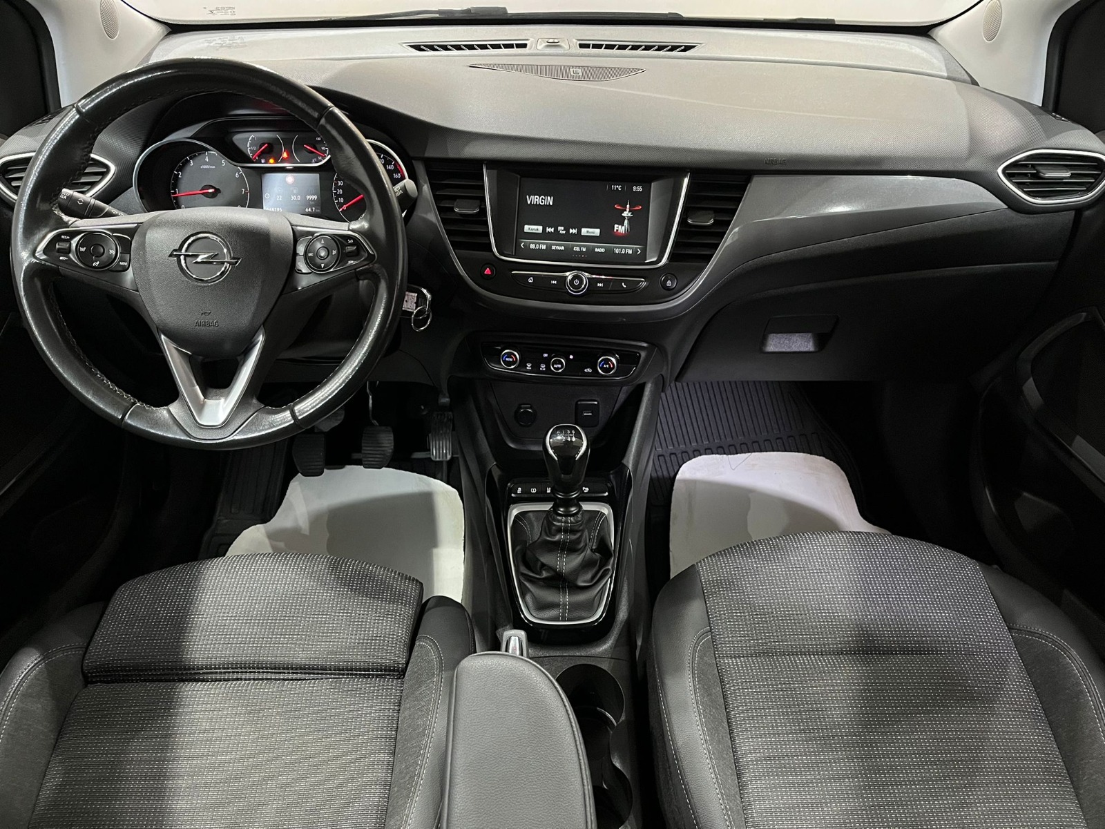 2021 Benzin Manuel Opel Crossland Kırmızı Gürel Tasarım Aksesuar Otomotiv San. Tic. Ltd. Şti.