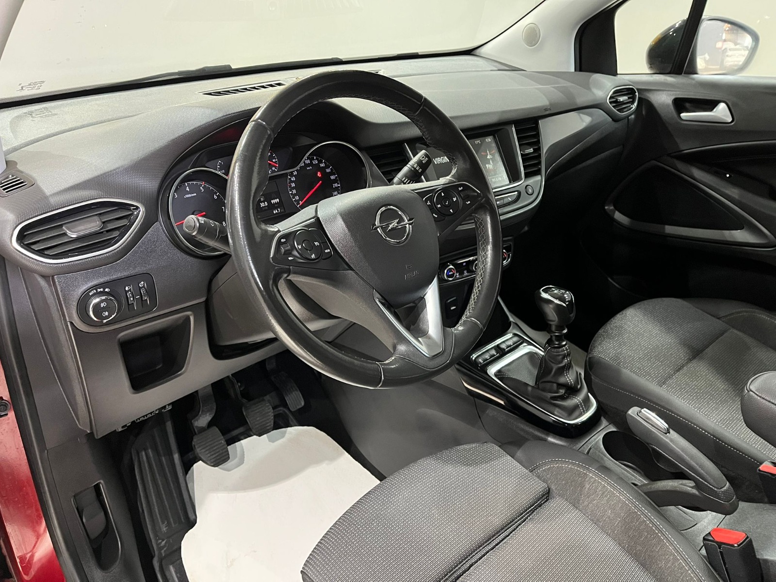 2021 Benzin Manuel Opel Crossland Kırmızı Gürel Tasarım Aksesuar Otomotiv San. Tic. Ltd. Şti.