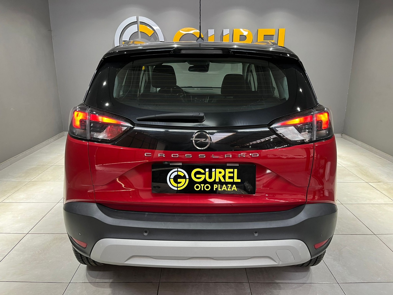 2021 Benzin Manuel Opel Crossland Kırmızı Gürel Tasarım Aksesuar Otomotiv San. Tic. Ltd. Şti.