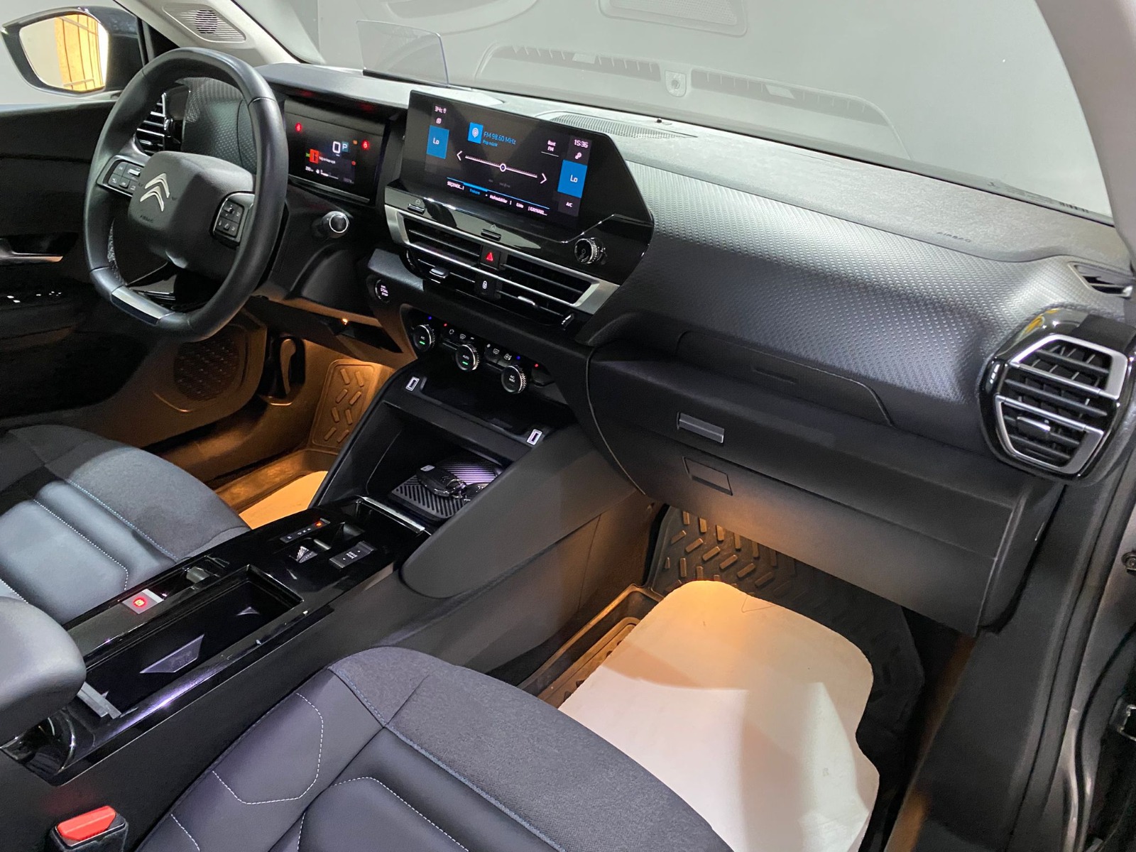 2022 Benzin Otomatik Citroen C4 Gri Gürel Tasarım Aksesuar Otomotiv San. Tic. Ltd. Şti.