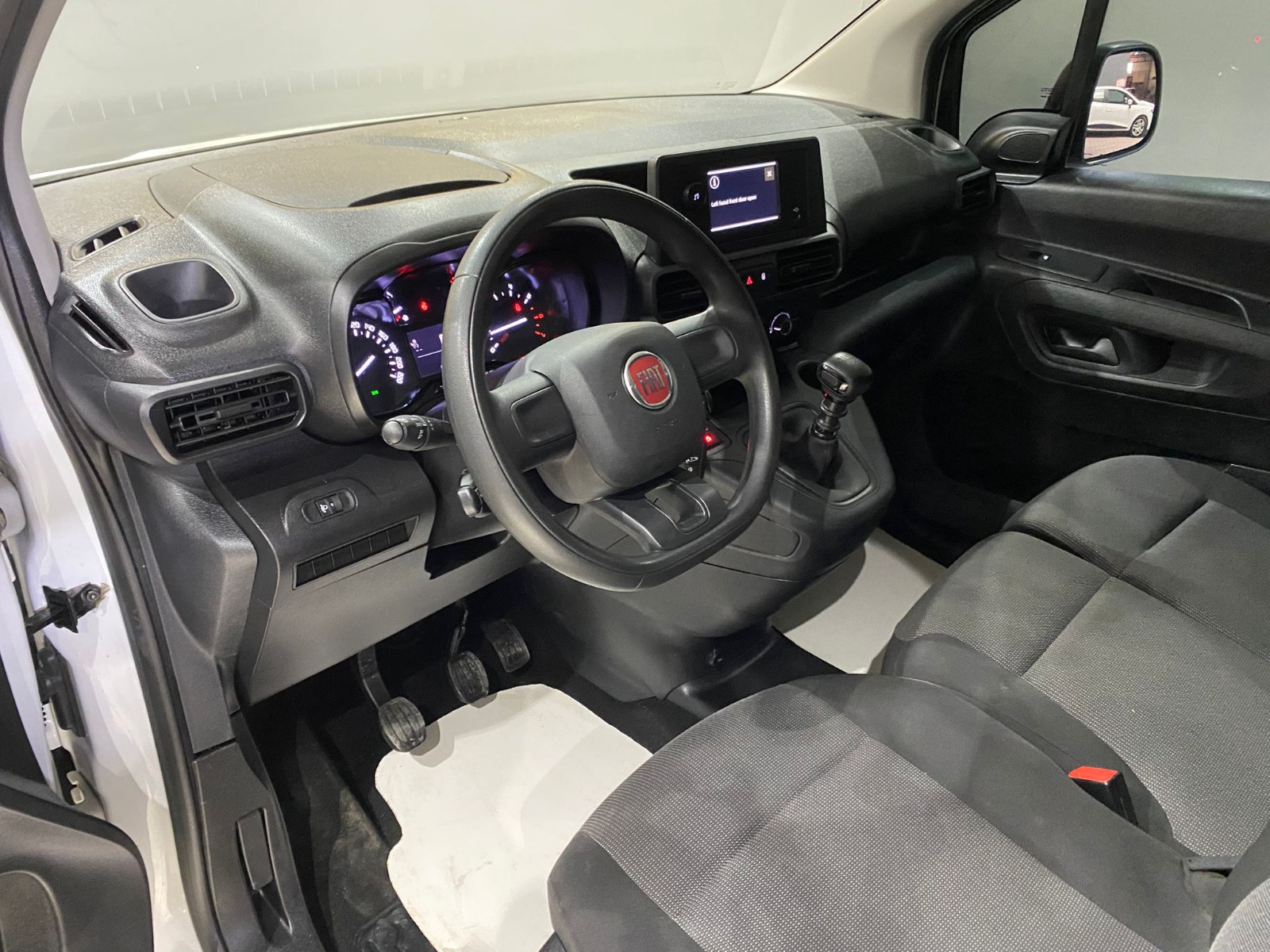 2023 Dizel Manuel Fiat Doblo Cargo Beyaz Gürel Tasarım Aksesuar Otomotiv San. Tic. Ltd. Şti.
