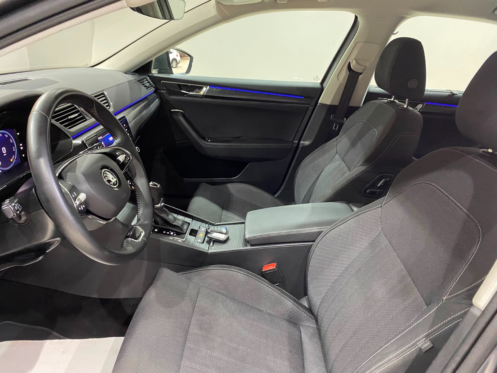 2023 Benzin Otomatik Skoda Superb Gri Gürel Tasarım Aksesuar Otomotiv San. Tic. Ltd. Şti.