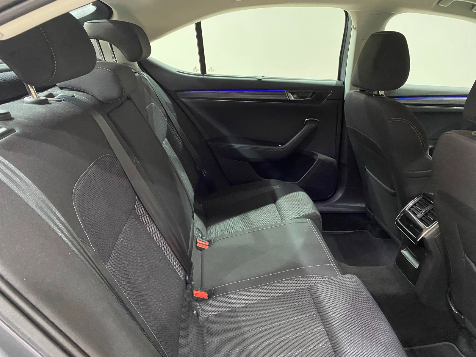2023 Benzin Otomatik Skoda Superb Gri Gürel Tasarım Aksesuar Otomotiv San. Tic. Ltd. Şti.