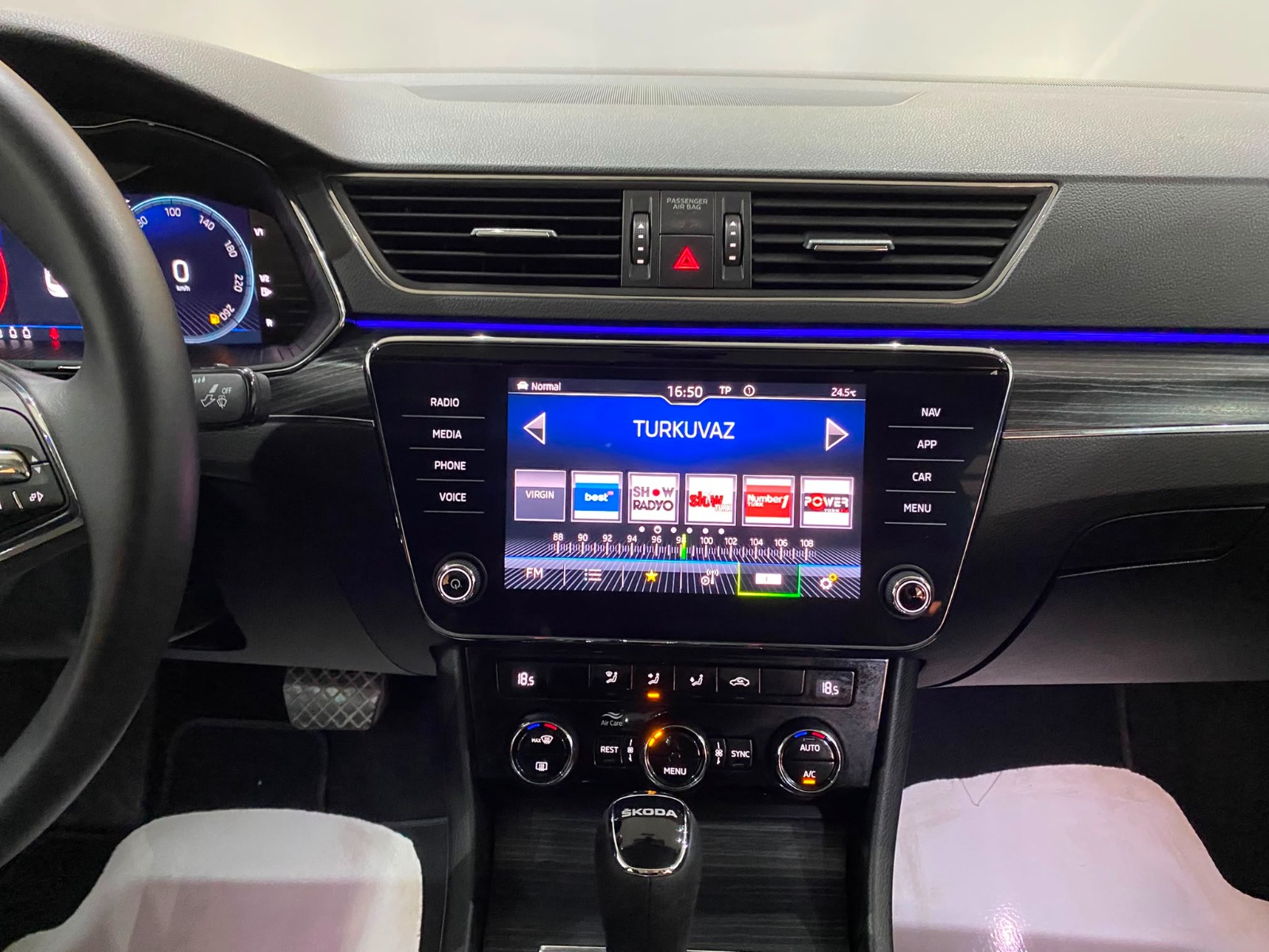 2023 Benzin Otomatik Skoda Superb Gri Gürel Tasarım Aksesuar Otomotiv San. Tic. Ltd. Şti.