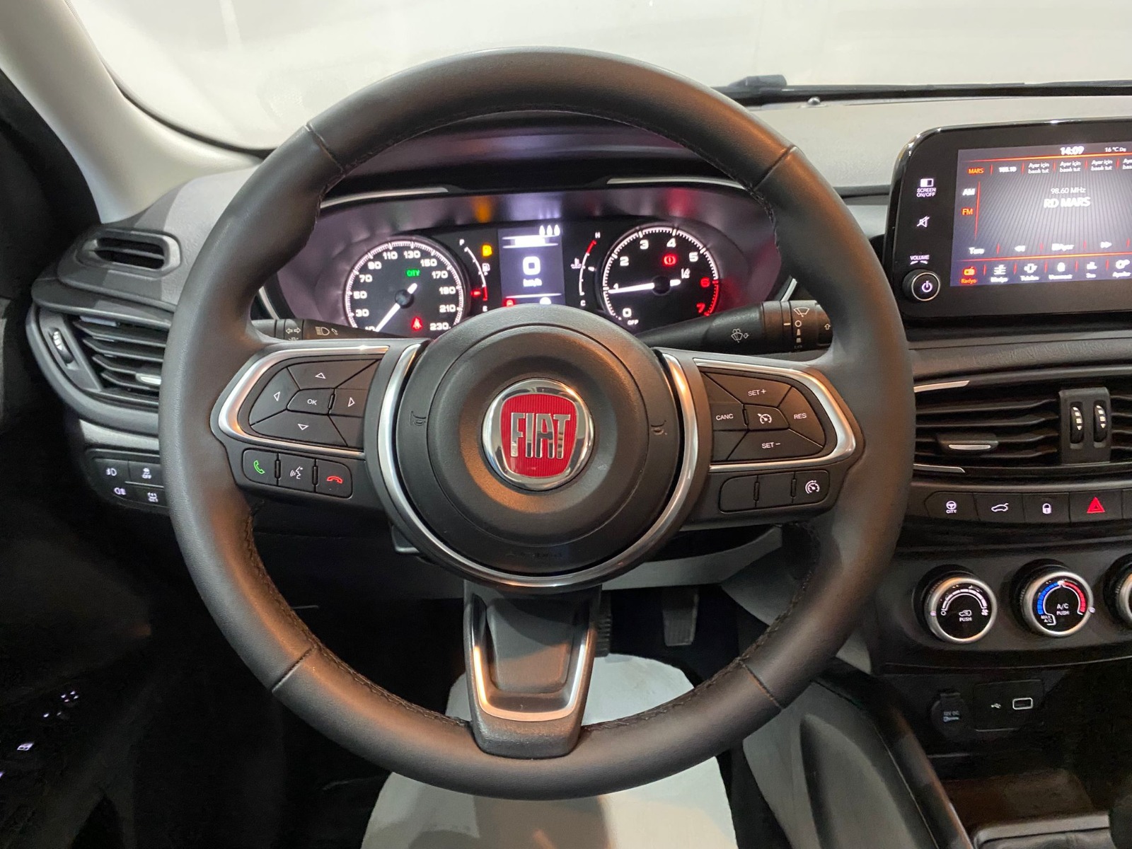 2024 Benzin Manuel Fiat Egea Beyaz Gürel Tasarım Aksesuar Otomotiv San. Tic. Ltd. Şti.