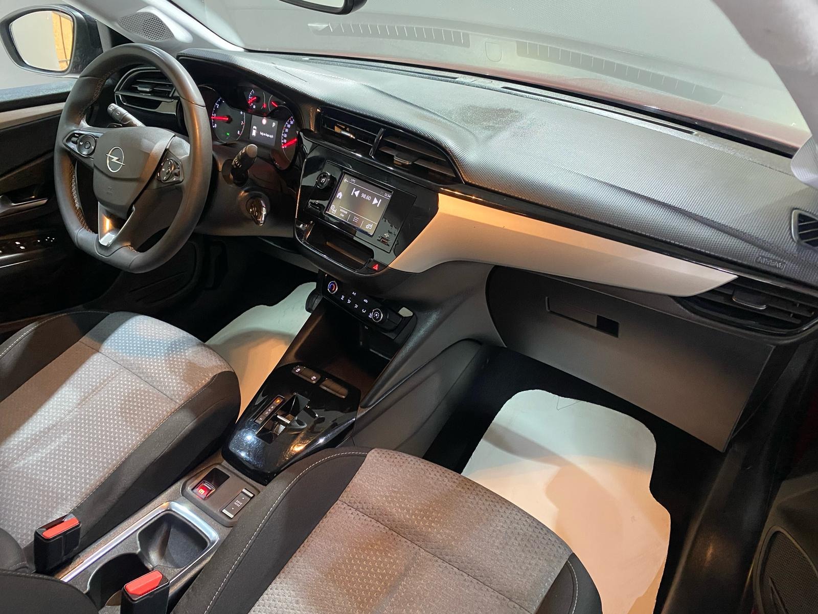 2024 Benzin Otomatik Opel Corsa Kırmızı Gürel Tasarım Aksesuar Otomotiv San. Tic. Ltd. Şti.
