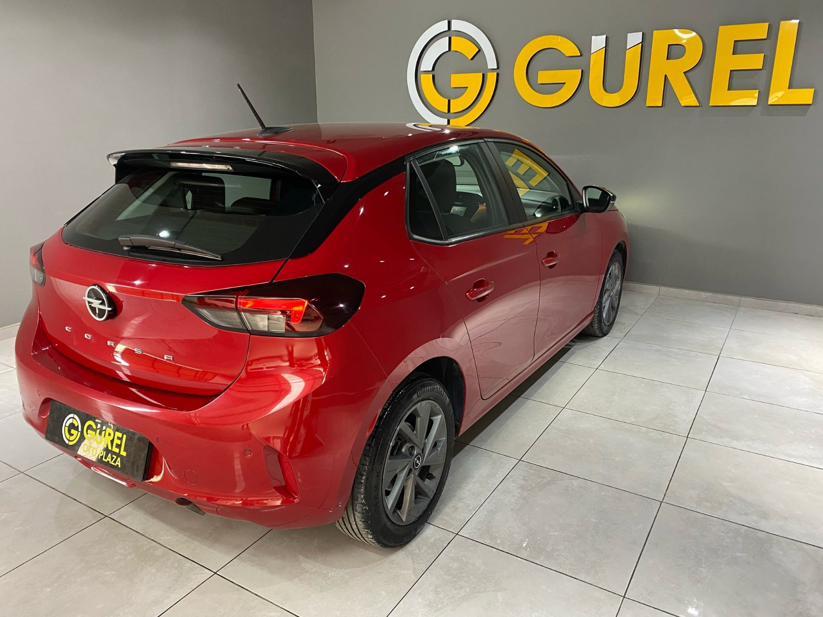 2024 Benzin Otomatik Opel Corsa Kırmızı Gürel Tasarım Aksesuar Otomotiv San. Tic. Ltd. Şti.