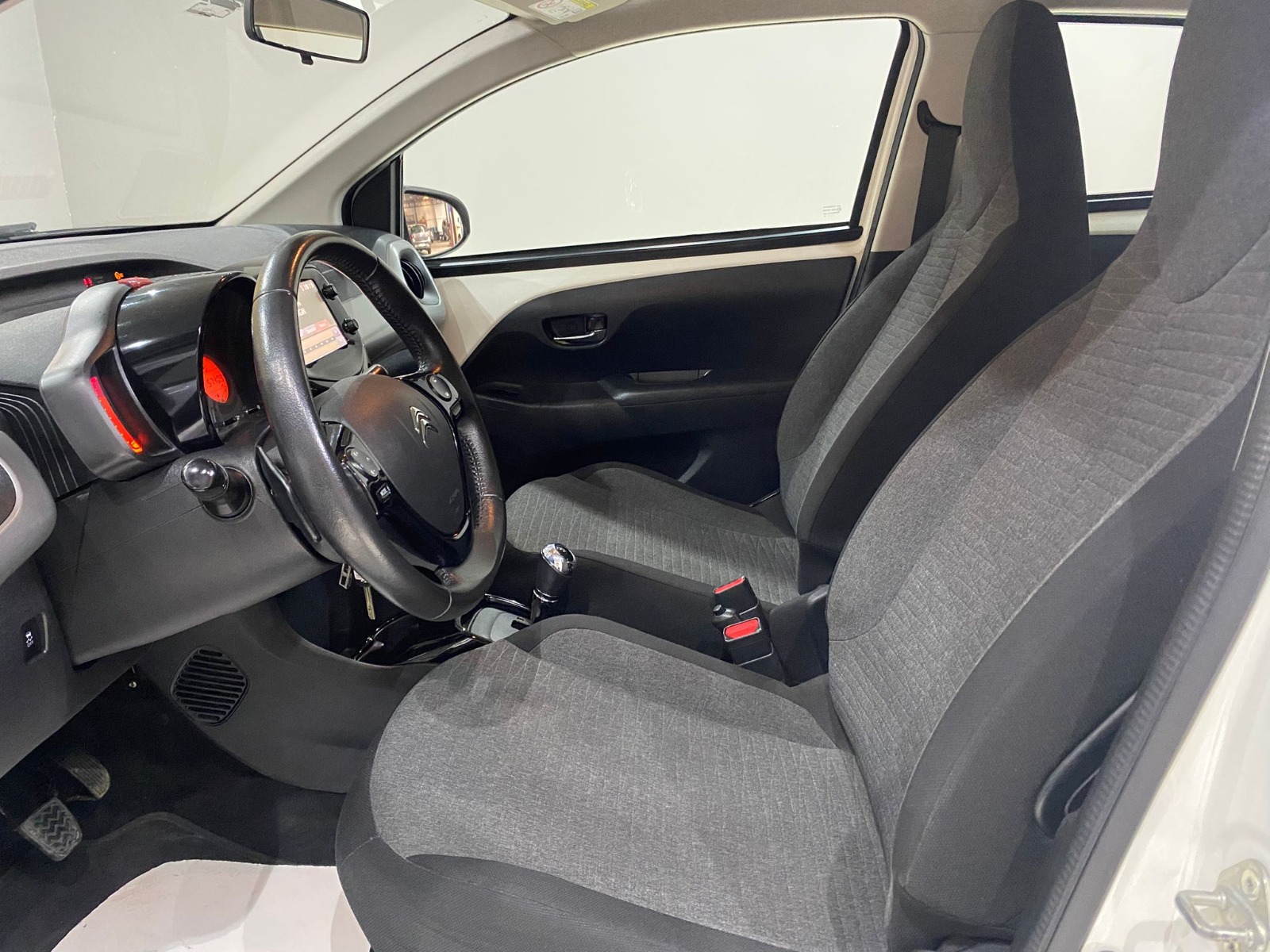 2015 Benzin Otomatik Citroen C1 Beyaz Gürel Tasarım Aksesuar Otomotiv San. Tic. Ltd. Şti.