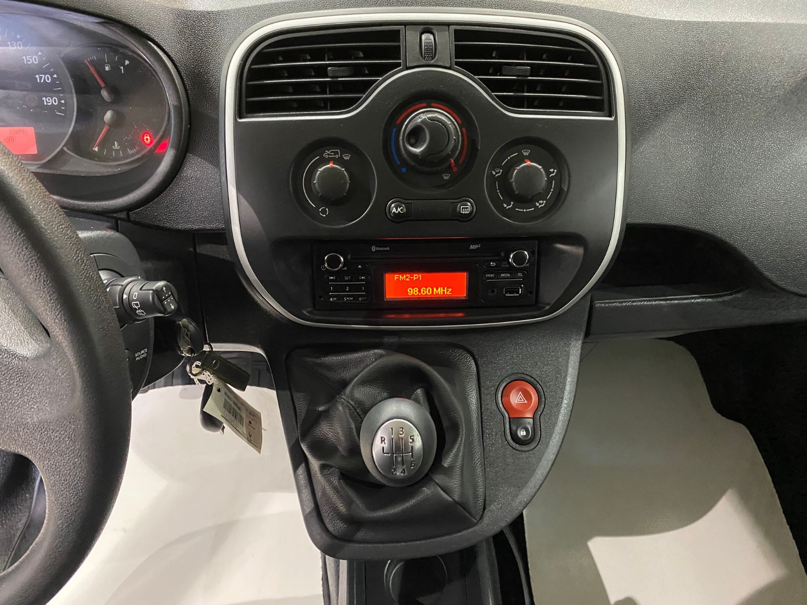 2019 Dizel Manuel Renault Kangoo Express Beyaz Gürel Tasarım Aksesuar Otomotiv San. Tic. Ltd. Şti.