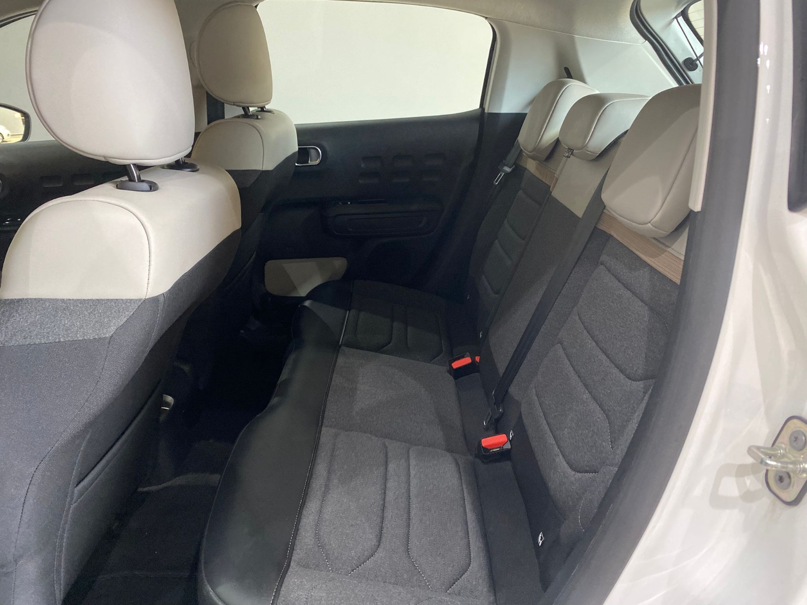 2023 Benzin Otomatik Citroen C3 Beyaz Gürel Tasarım Aksesuar Otomotiv San. Tic. Ltd. Şti.