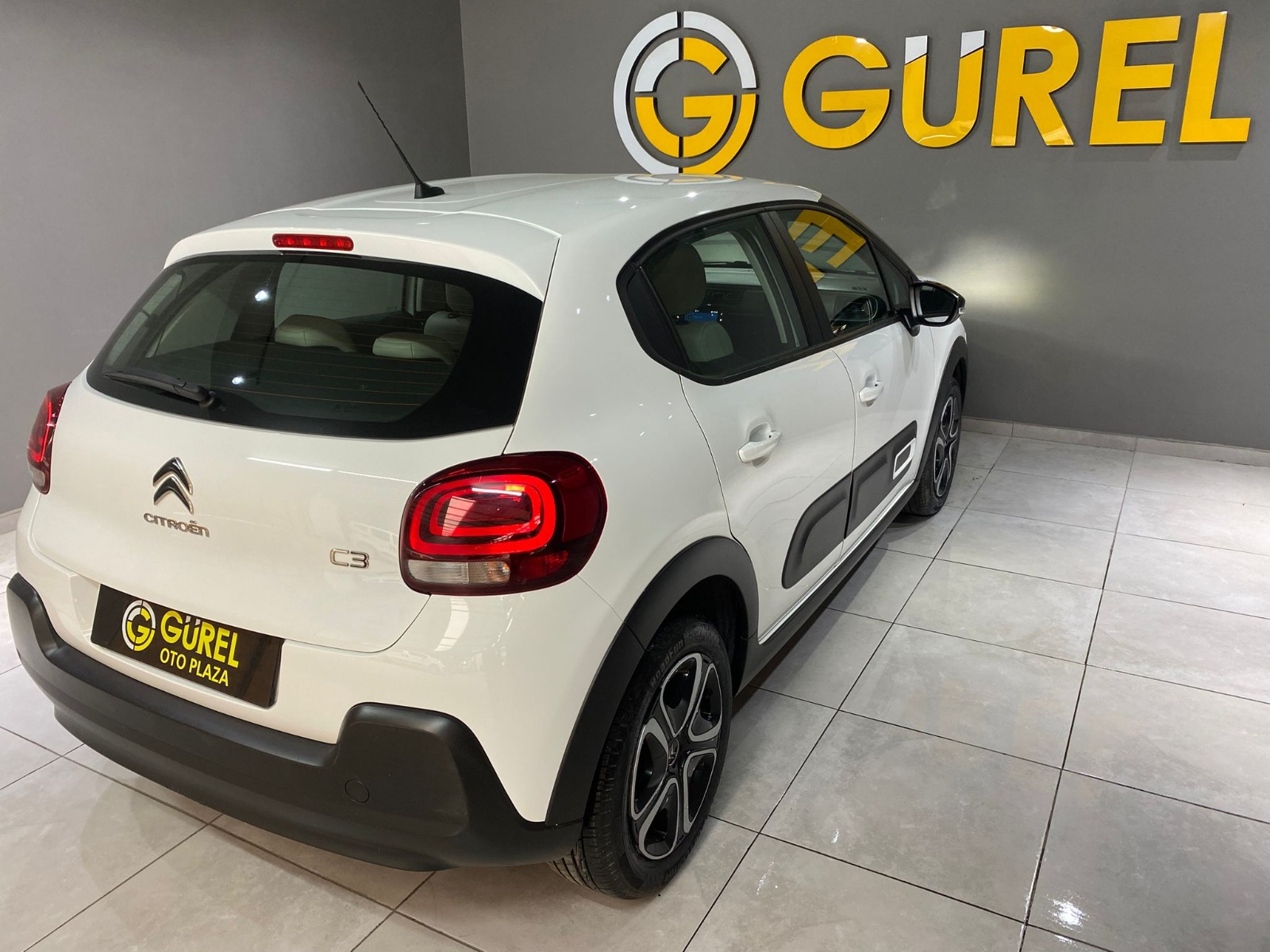 2023 Benzin Otomatik Citroen C3 Beyaz Gürel Tasarım Aksesuar Otomotiv San. Tic. Ltd. Şti.