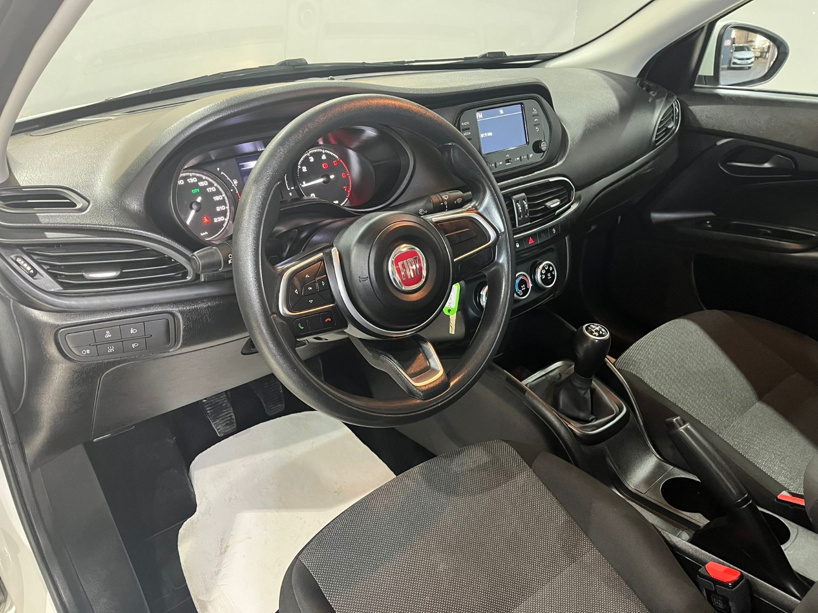 2022 Dizel Manuel Fiat Egea Beyaz Gürel Tasarım Aksesuar Otomotiv San. Tic. Ltd. Şti.