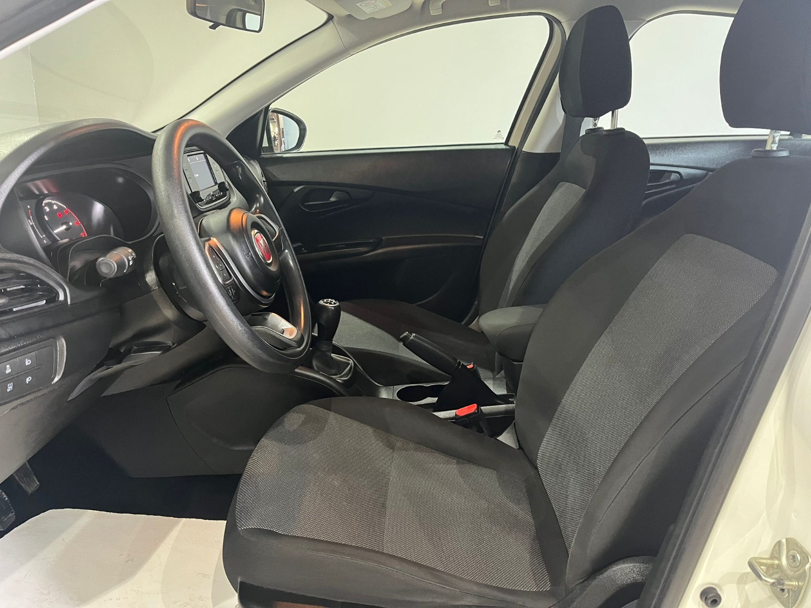 2022 Dizel Manuel Fiat Egea Beyaz Gürel Tasarım Aksesuar Otomotiv San. Tic. Ltd. Şti.