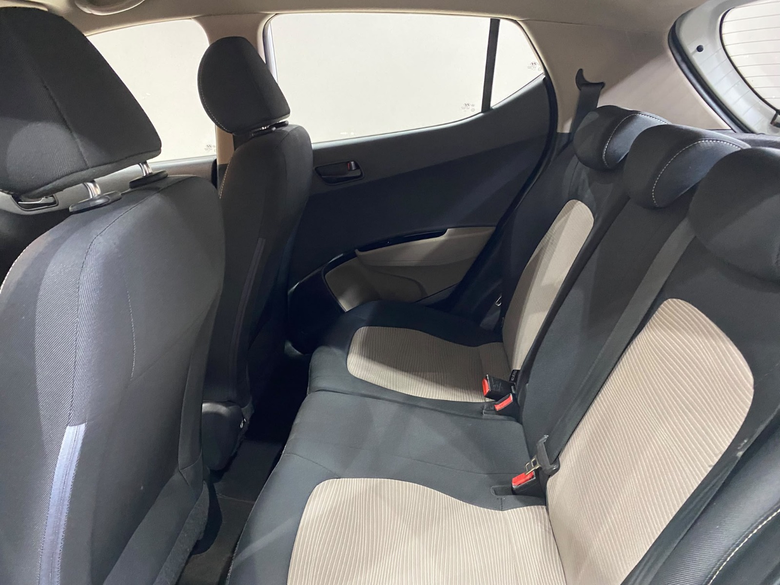 2016 Benzin Otomatik Hyundai i10 Beyaz Gürel Tasarım Aksesuar Otomotiv San. Tic. Ltd. Şti.