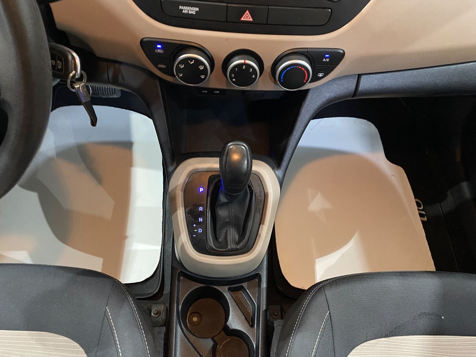 2016 Benzin Otomatik Hyundai i10 Beyaz Gürel Tasarım Aksesuar Otomotiv San. Tic. Ltd. Şti.