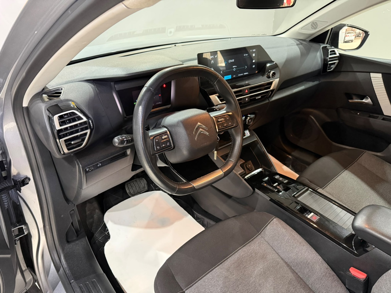 2023 Benzin Otomatik Citroen C4 X Gri Gürel Tasarım Aksesuar Otomotiv San. Tic. Ltd. Şti.