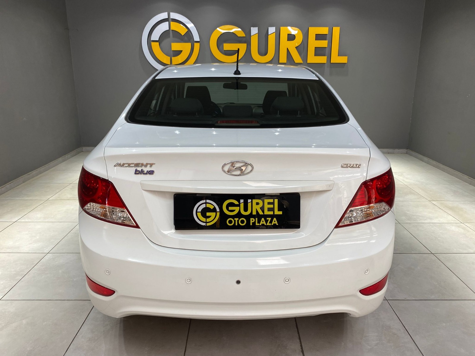 2015 Dizel Otomatik Hyundai Accent Blue Beyaz Gürel Tasarım Aksesuar Otomotiv San. Tic. Ltd. Şti.