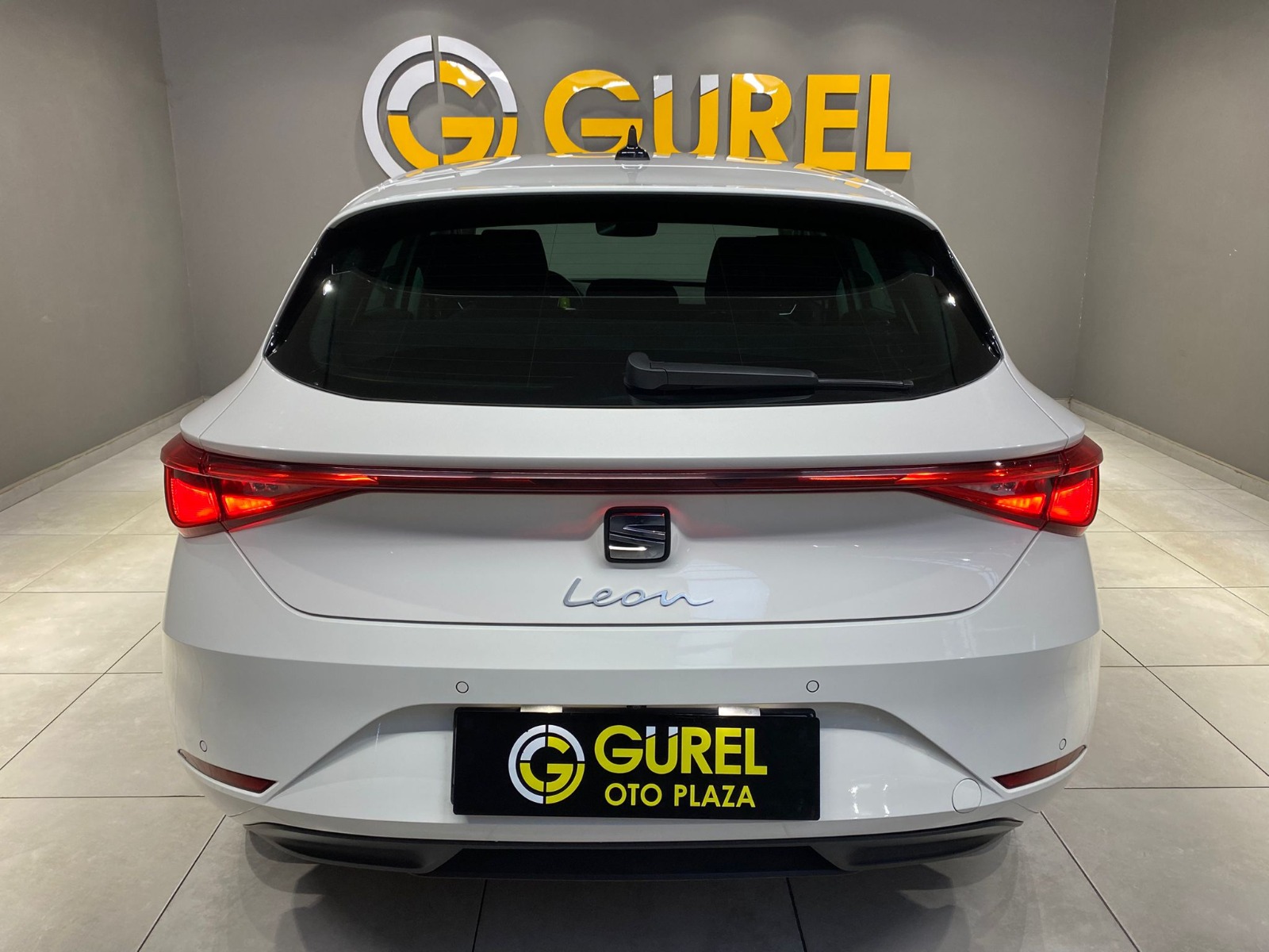 2024 MHEV Otomatik Seat Leon Beyaz Gürel Tasarım Aksesuar Otomotiv San. Tic. Ltd. Şti.