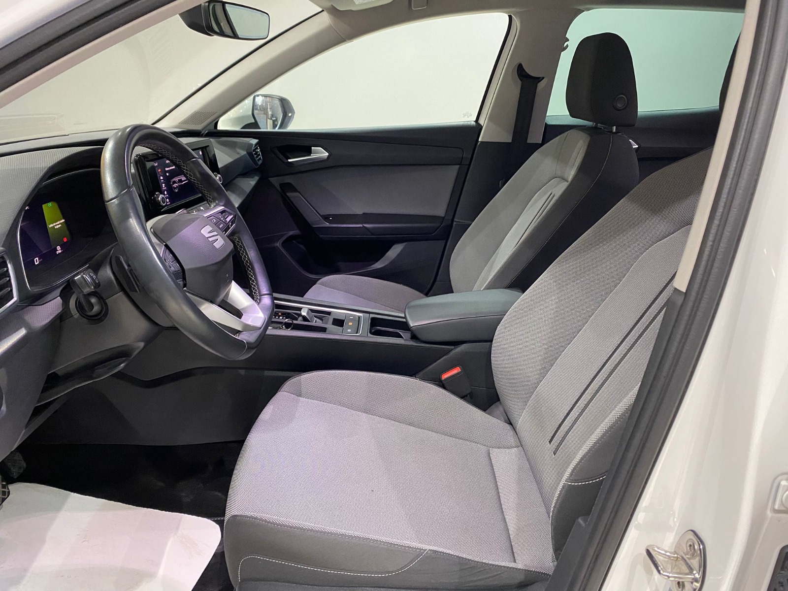 2024 MHEV Otomatik Seat Leon Beyaz Gürel Tasarım Aksesuar Otomotiv San. Tic. Ltd. Şti.