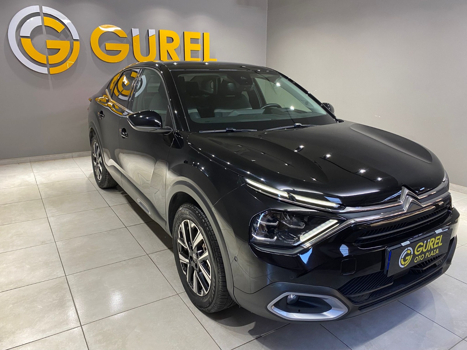 2024 Benzin Otomatik Citroen C4 X Siyah Gürel Tasarım Aksesuar Otomotiv San. Tic. Ltd. Şti.