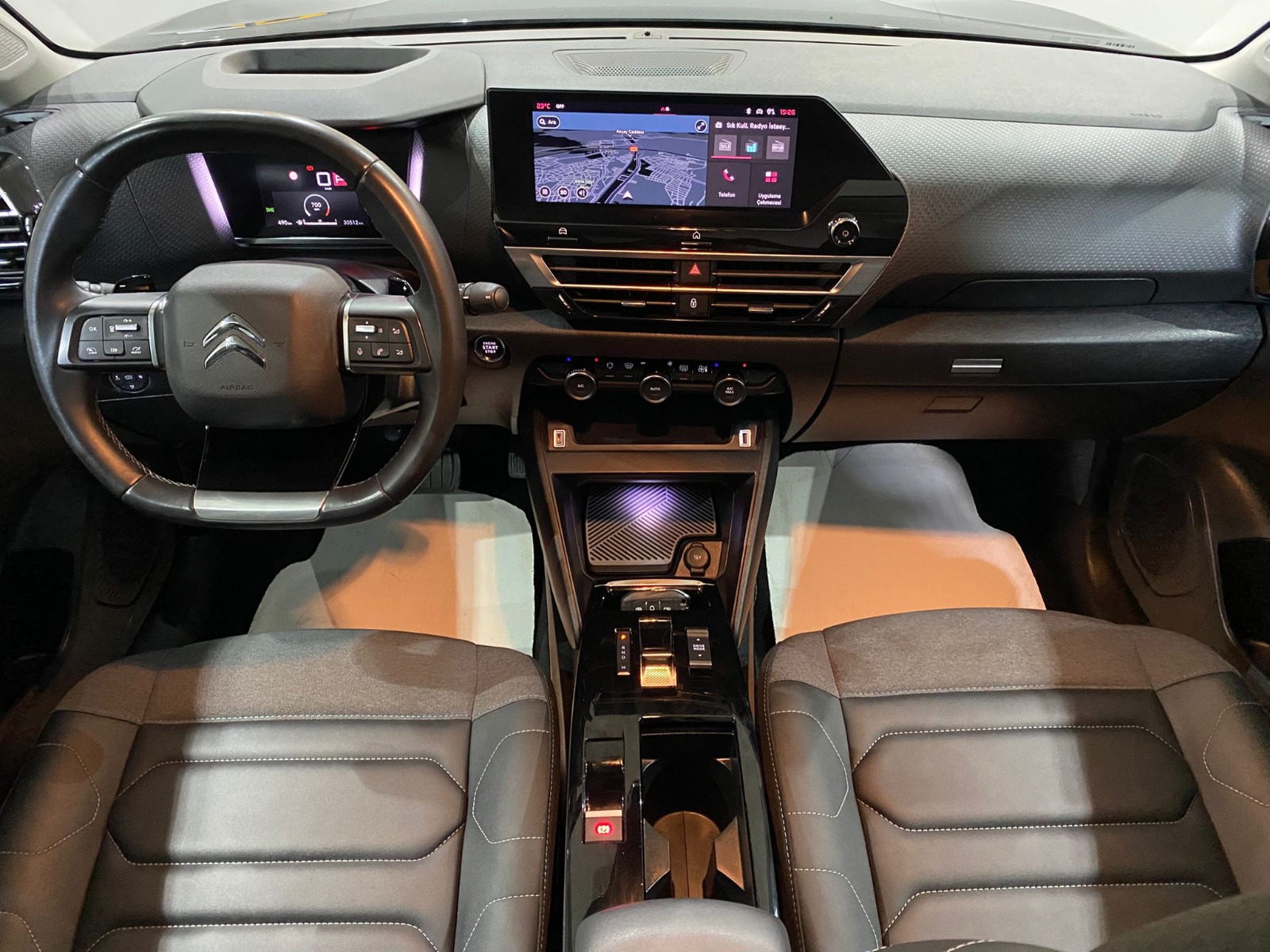 2024 Benzin Otomatik Citroen C4 X Siyah Gürel Tasarım Aksesuar Otomotiv San. Tic. Ltd. Şti.