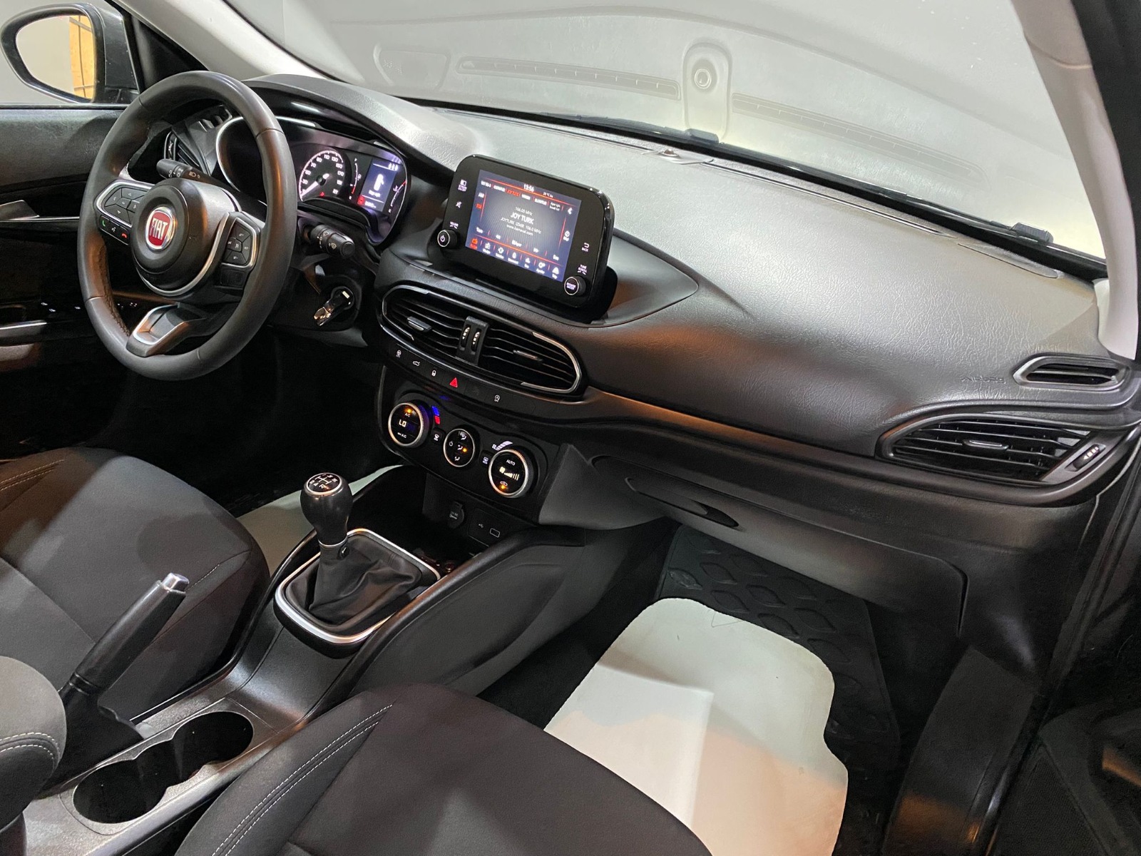 2023 Dizel Manuel Fiat Egea Gri Gürel Tasarım Aksesuar Otomotiv San. Tic. Ltd. Şti.