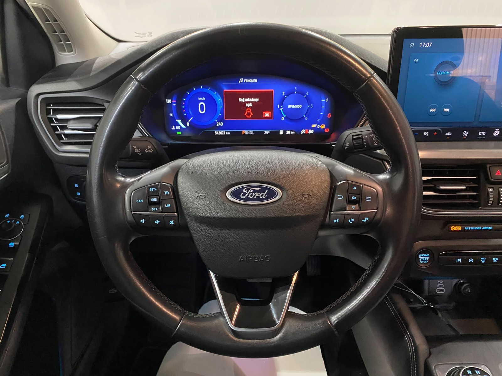 2024 Dizel Otomatik Ford Focus Gümüş Gri Gürel Tasarım Aksesuar Otomotiv San. Tic. Ltd. Şti.