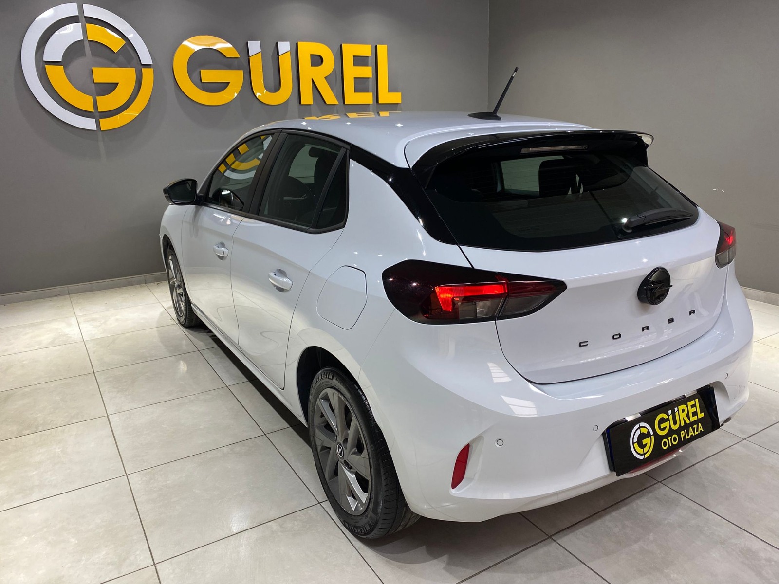 2025 Benzin Otomatik Opel Corsa Beyaz Gürel Tasarım Aksesuar Otomotiv San. Tic. Ltd. Şti.