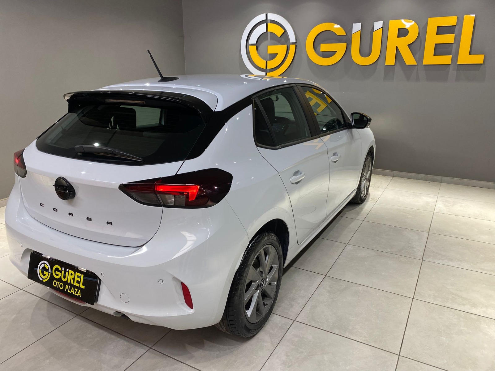 2025 Benzin Otomatik Opel Corsa Beyaz Gürel Tasarım Aksesuar Otomotiv San. Tic. Ltd. Şti.