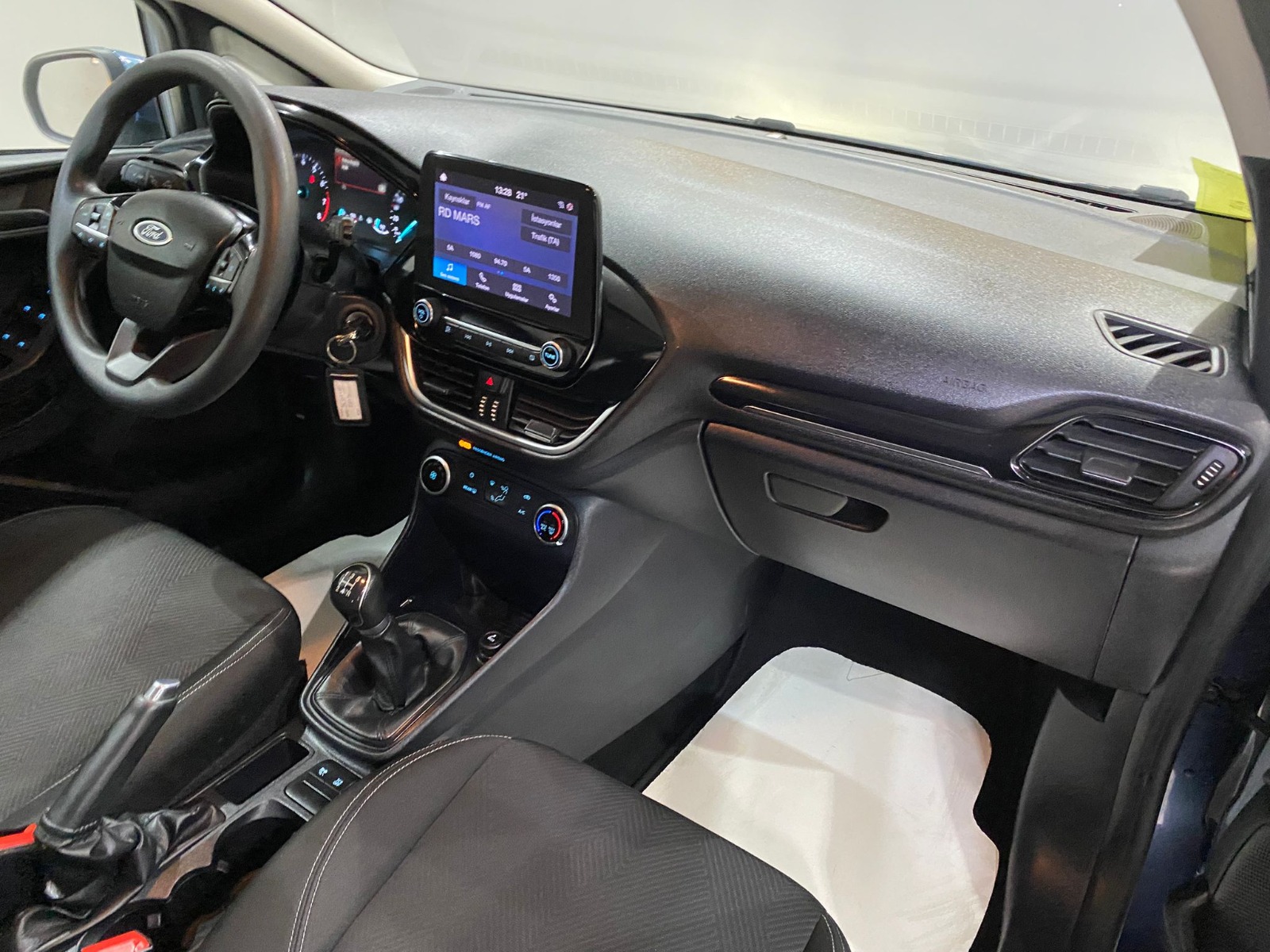 2023 Benzin Manuel Ford Fiesta Mavi Gürel Tasarım Aksesuar Otomotiv San. Tic. Ltd. Şti.