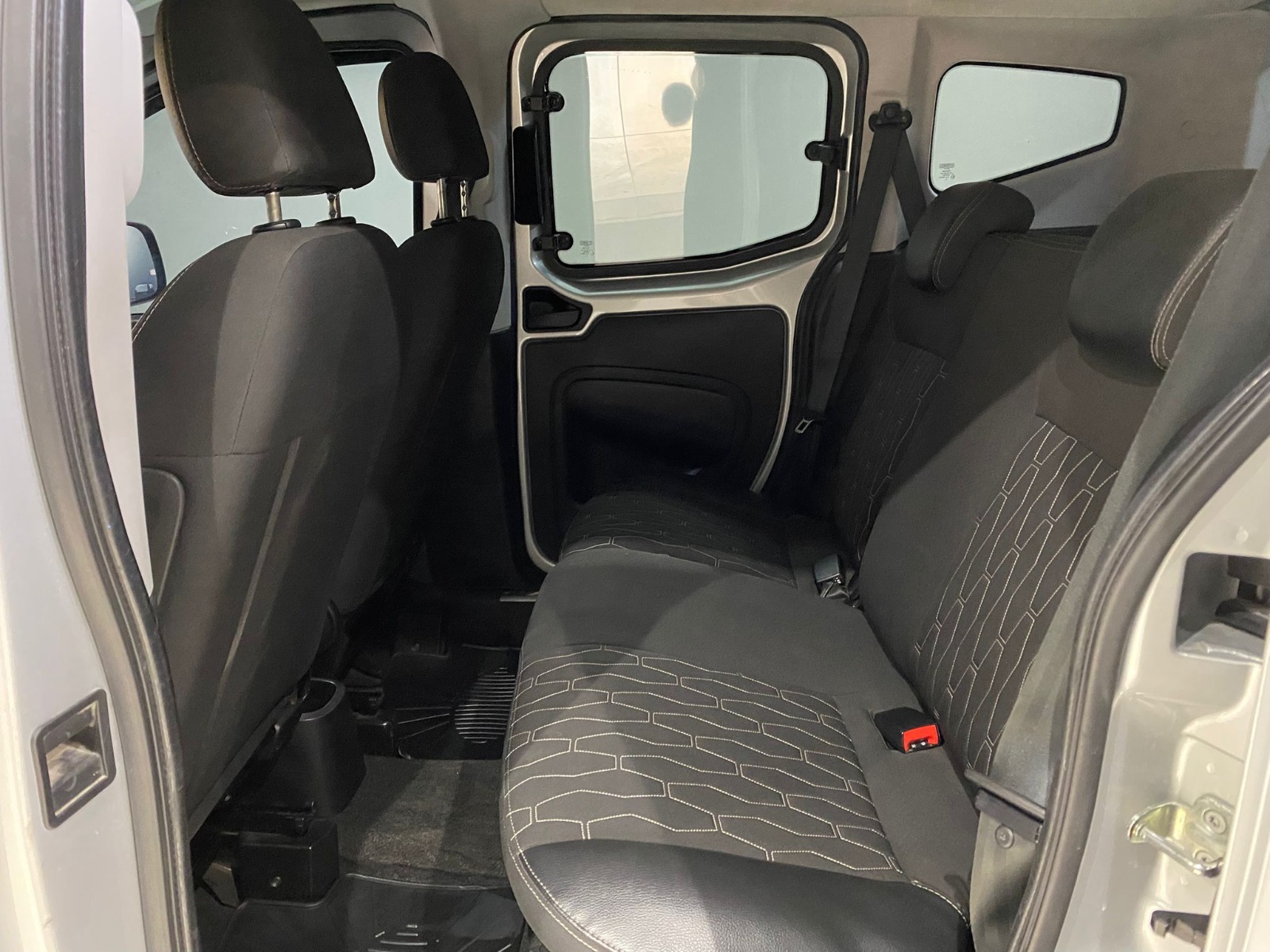 2022 Dizel Manuel Fiat Fiorino Gümüş Gri Gürel Tasarım Aksesuar Otomotiv San. Tic. Ltd. Şti.