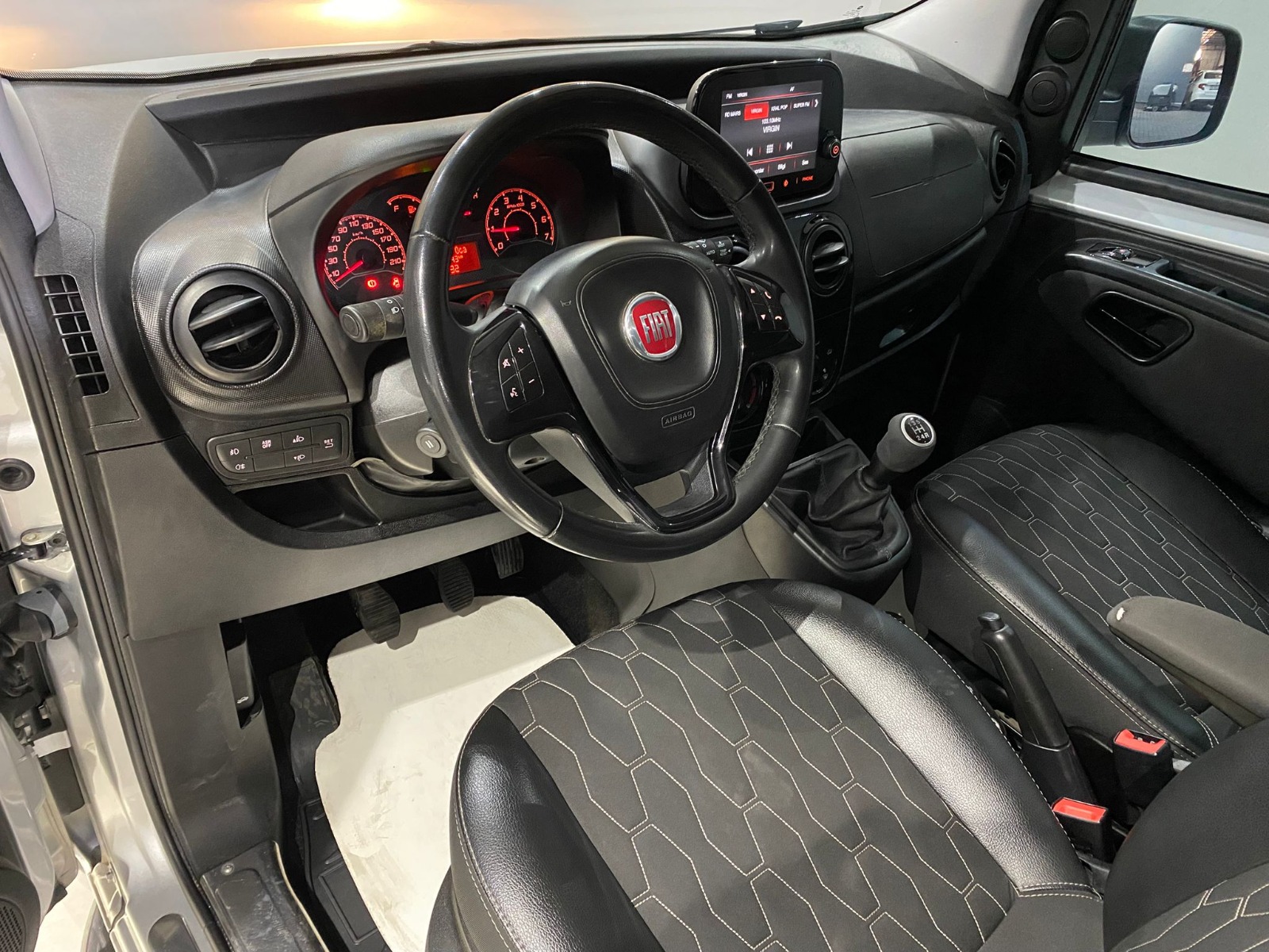 2022 Dizel Manuel Fiat Fiorino Gümüş Gri Gürel Tasarım Aksesuar Otomotiv San. Tic. Ltd. Şti.