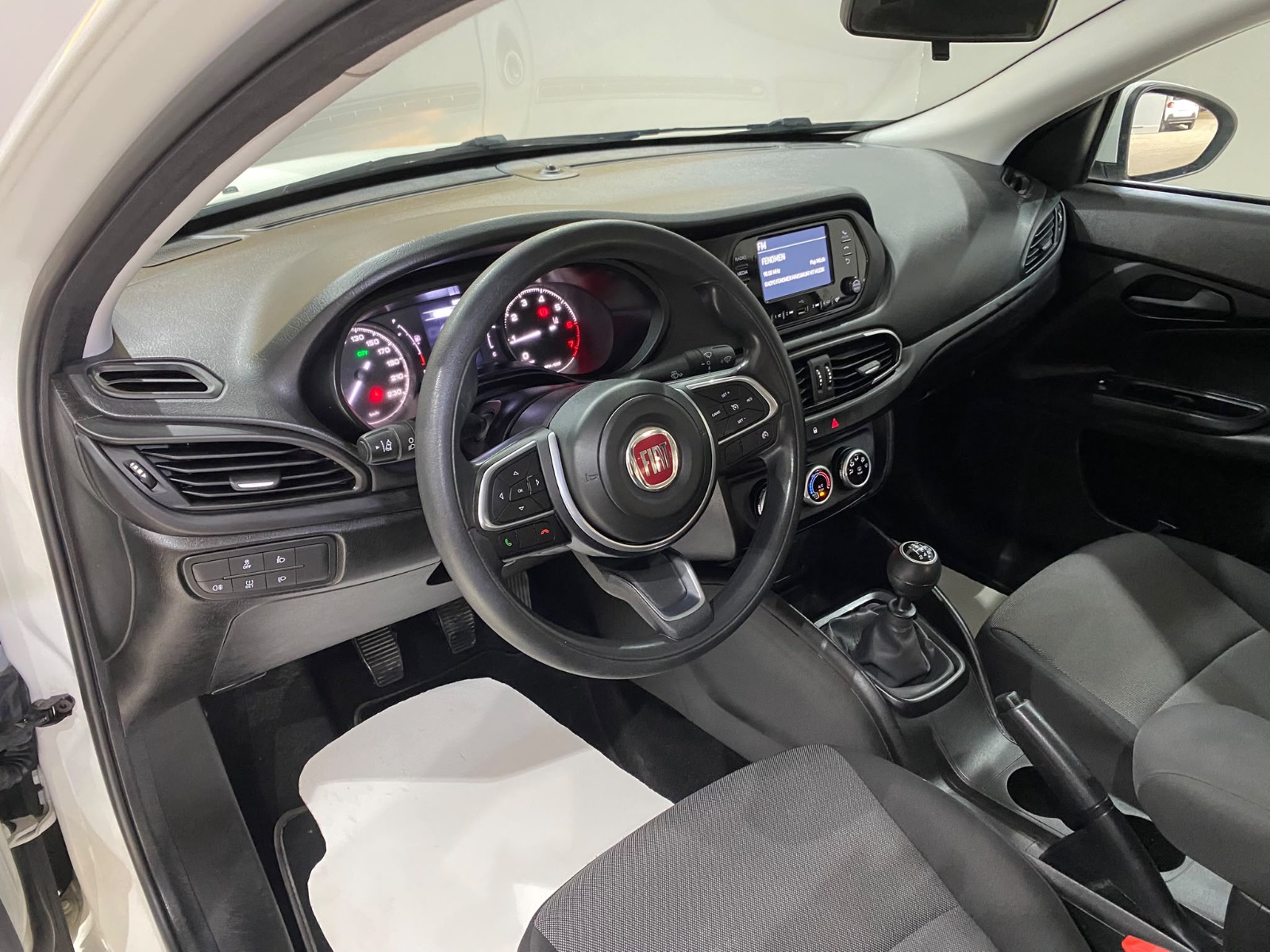 2024 Benzin Manuel Fiat Egea Beyaz Gürel Tasarım Aksesuar Otomotiv San. Tic. Ltd. Şti.