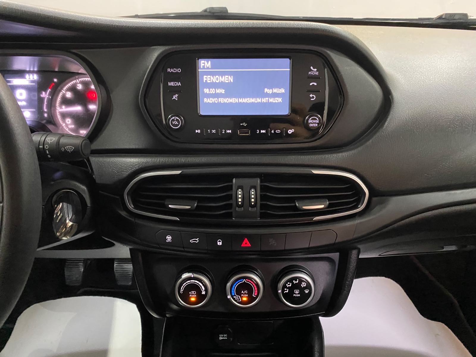 2024 Benzin Manuel Fiat Egea Beyaz Gürel Tasarım Aksesuar Otomotiv San. Tic. Ltd. Şti.