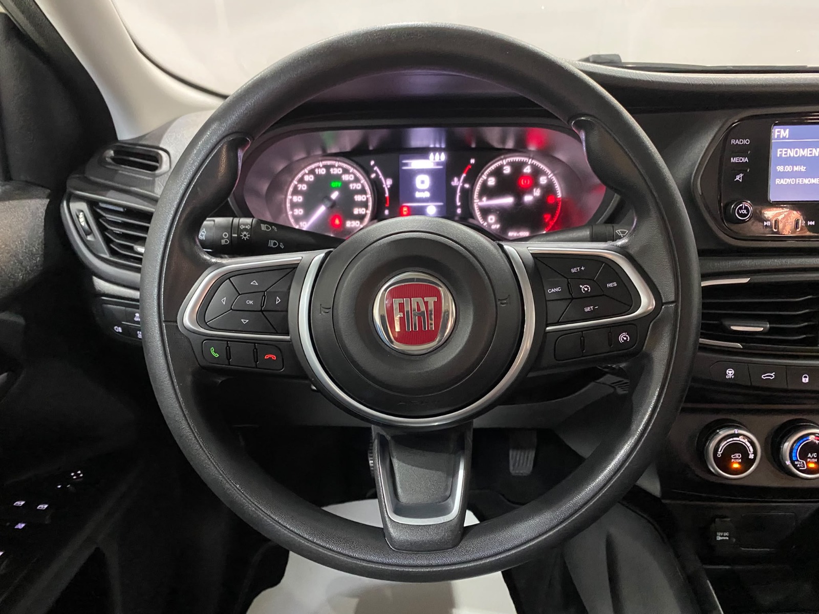 2024 Benzin Manuel Fiat Egea Beyaz Gürel Tasarım Aksesuar Otomotiv San. Tic. Ltd. Şti.