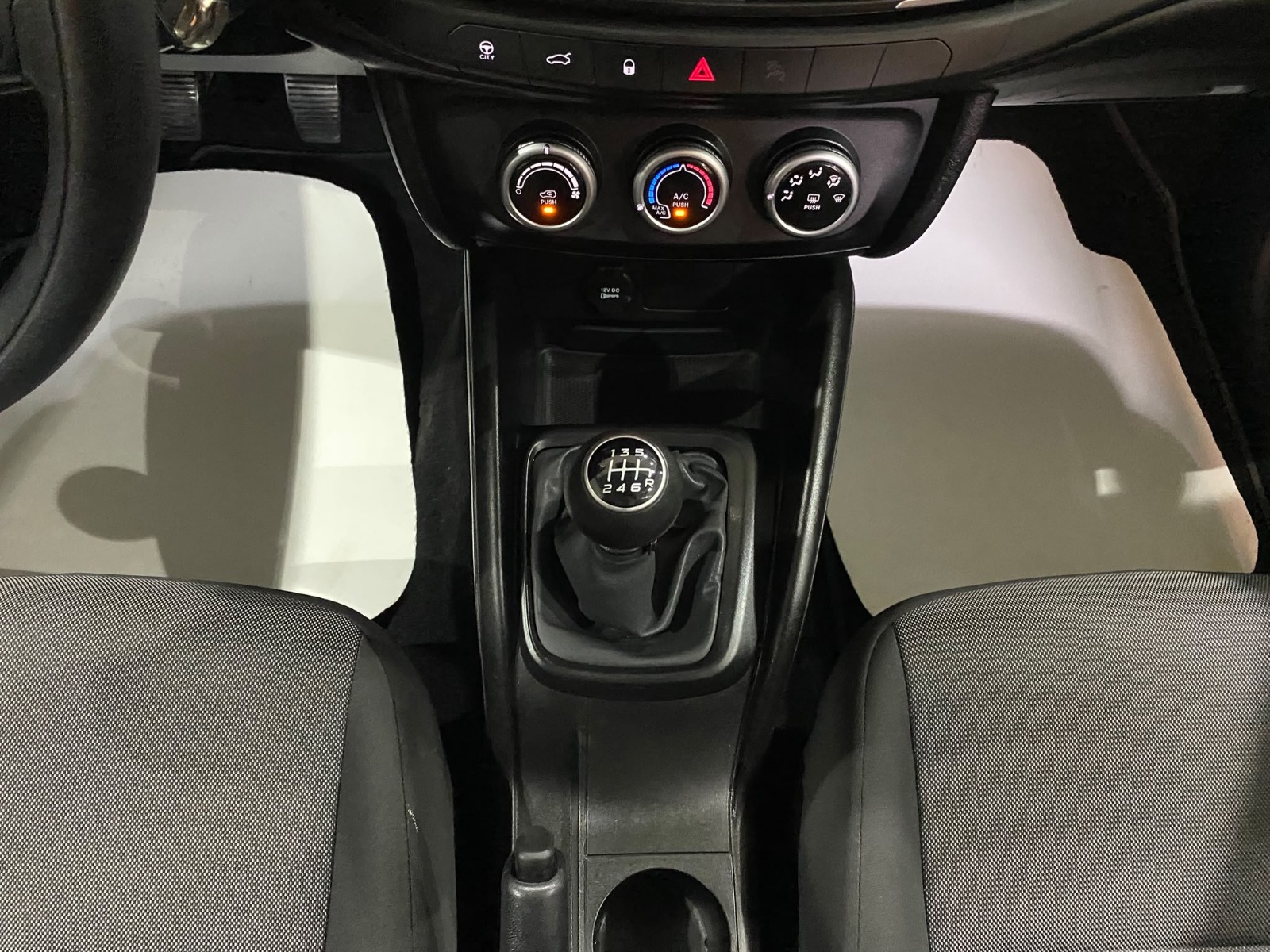 2024 Benzin Manuel Fiat Egea Beyaz Gürel Tasarım Aksesuar Otomotiv San. Tic. Ltd. Şti.