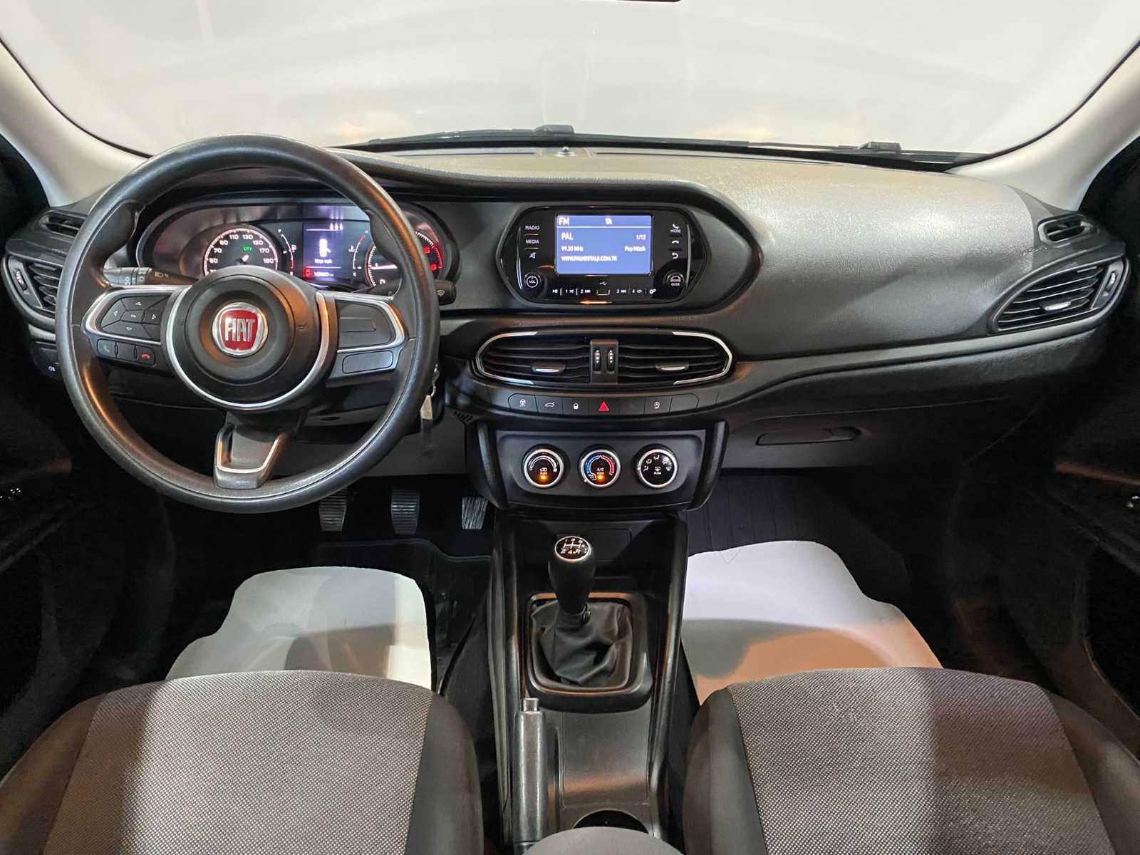 2023 Dizel Manuel Fiat Egea Beyaz Gürel Tasarım Aksesuar Otomotiv San. Tic. Ltd. Şti.