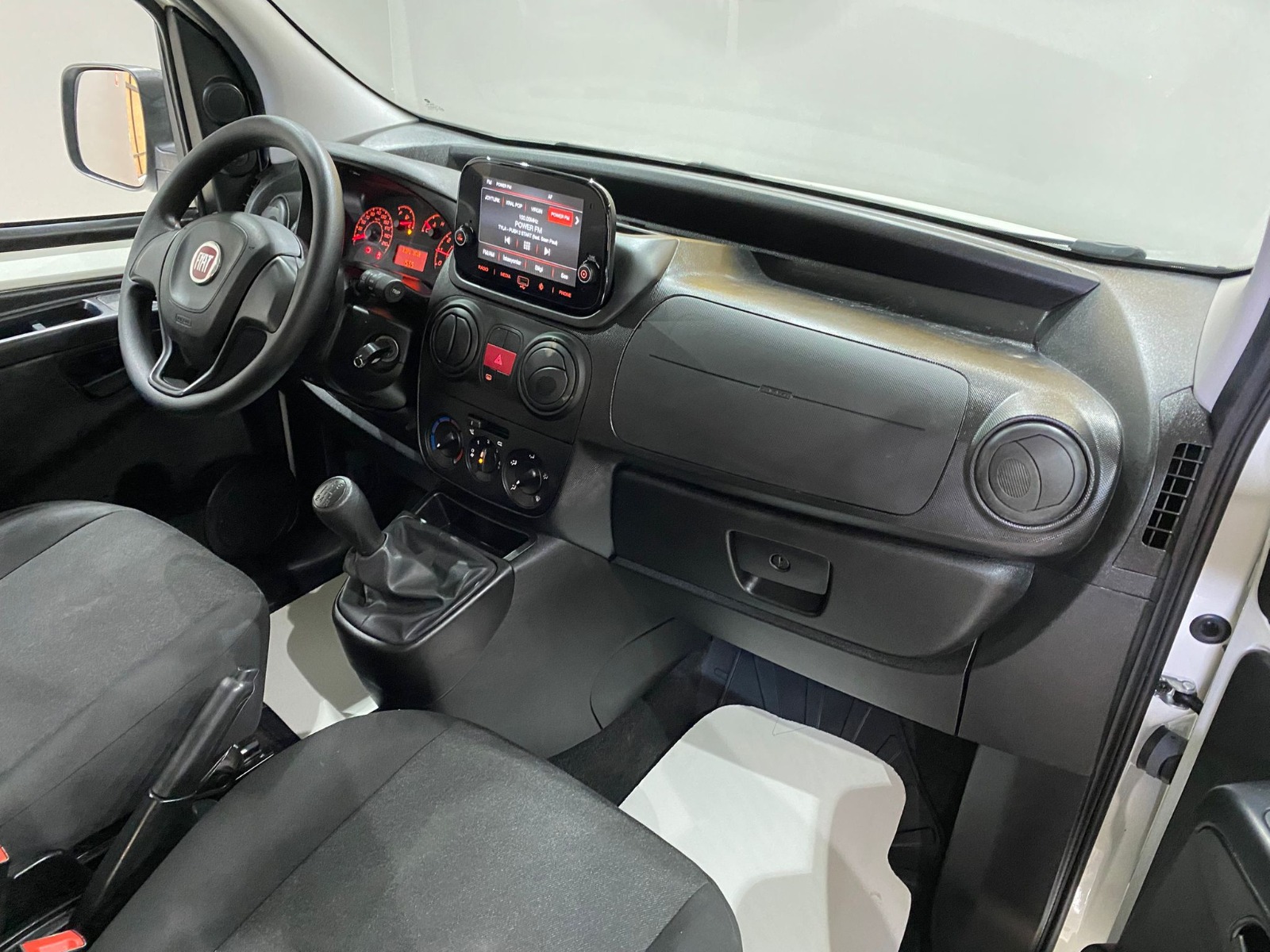 2024 Dizel Manuel Fiat Fiorino Combi Beyaz Gürel Tasarım Aksesuar Otomotiv San. Tic. Ltd. Şti.
