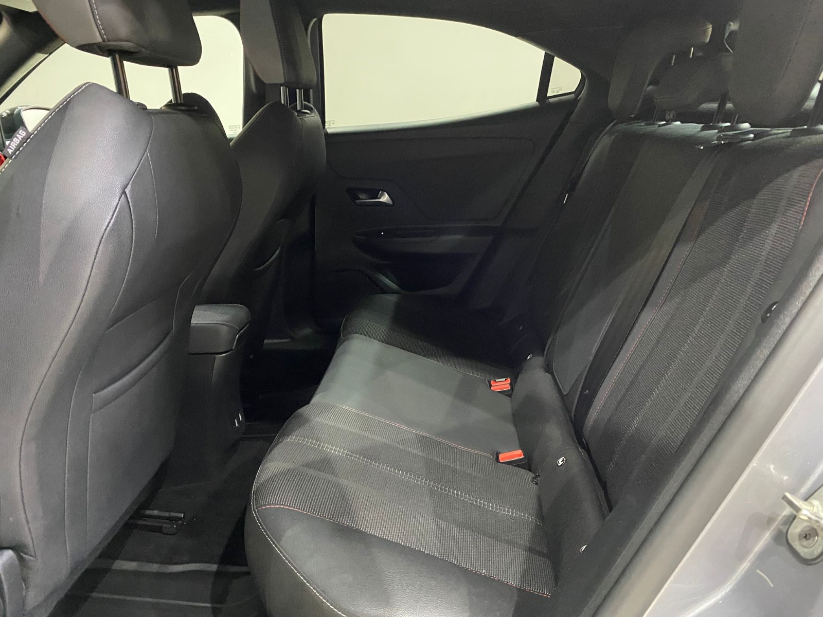 2023 Benzin Otomatik Opel Mokka Gri Gürel Tasarım Aksesuar Otomotiv San. Tic. Ltd. Şti.