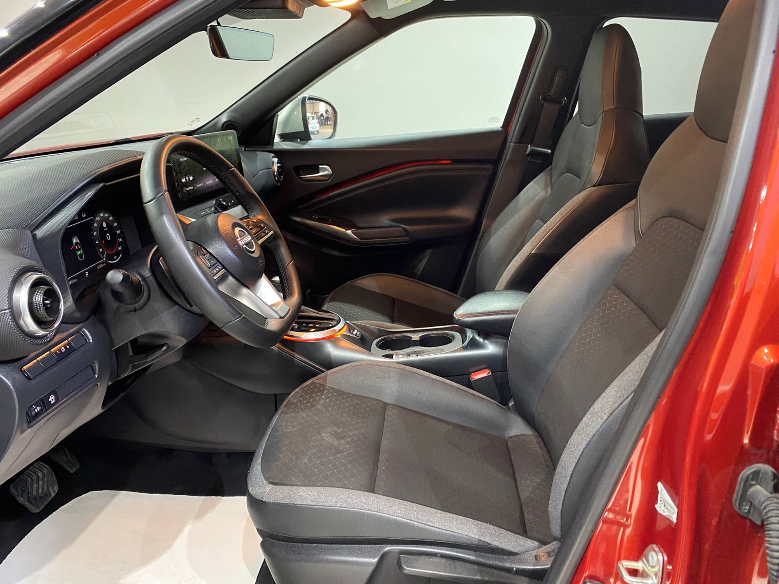 2024 Benzin Otomatik Nissan Juke Kırmızı Gürel Tasarım Aksesuar Otomotiv San. Tic. Ltd. Şti.