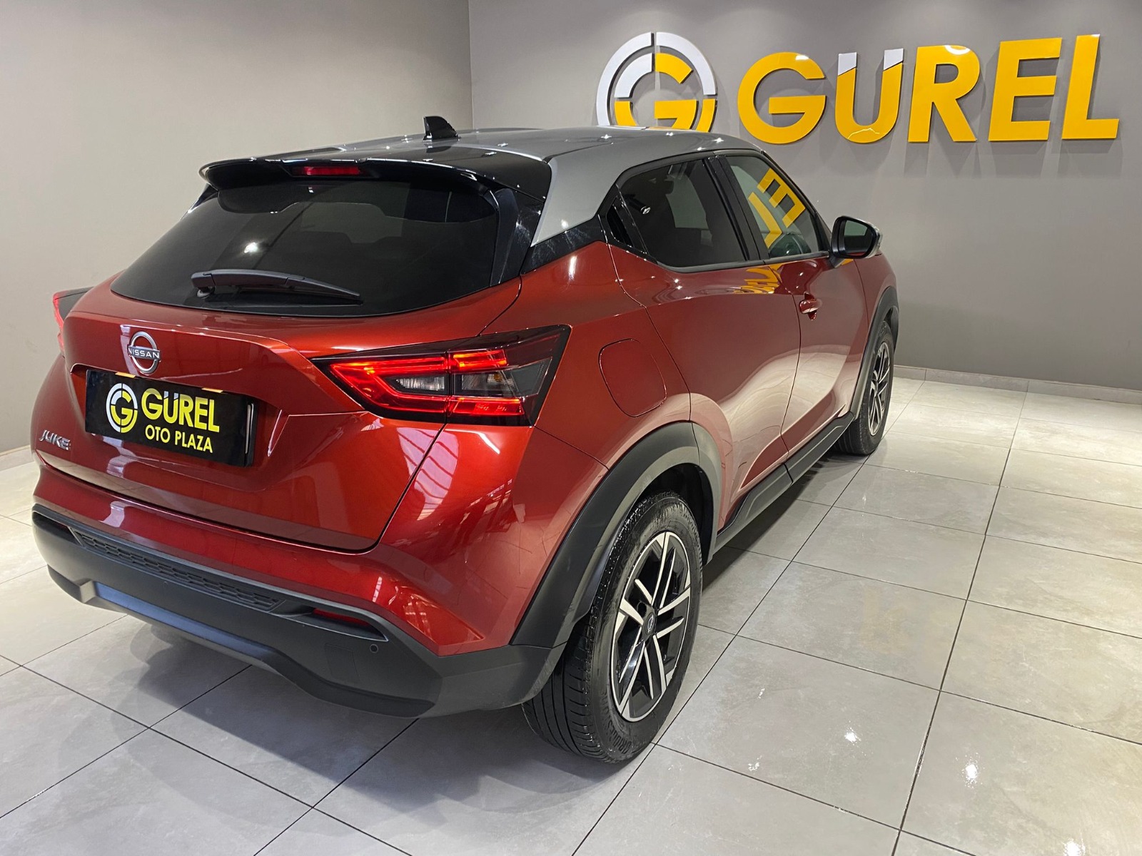 2024 Benzin Otomatik Nissan Juke Kırmızı Gürel Tasarım Aksesuar Otomotiv San. Tic. Ltd. Şti.