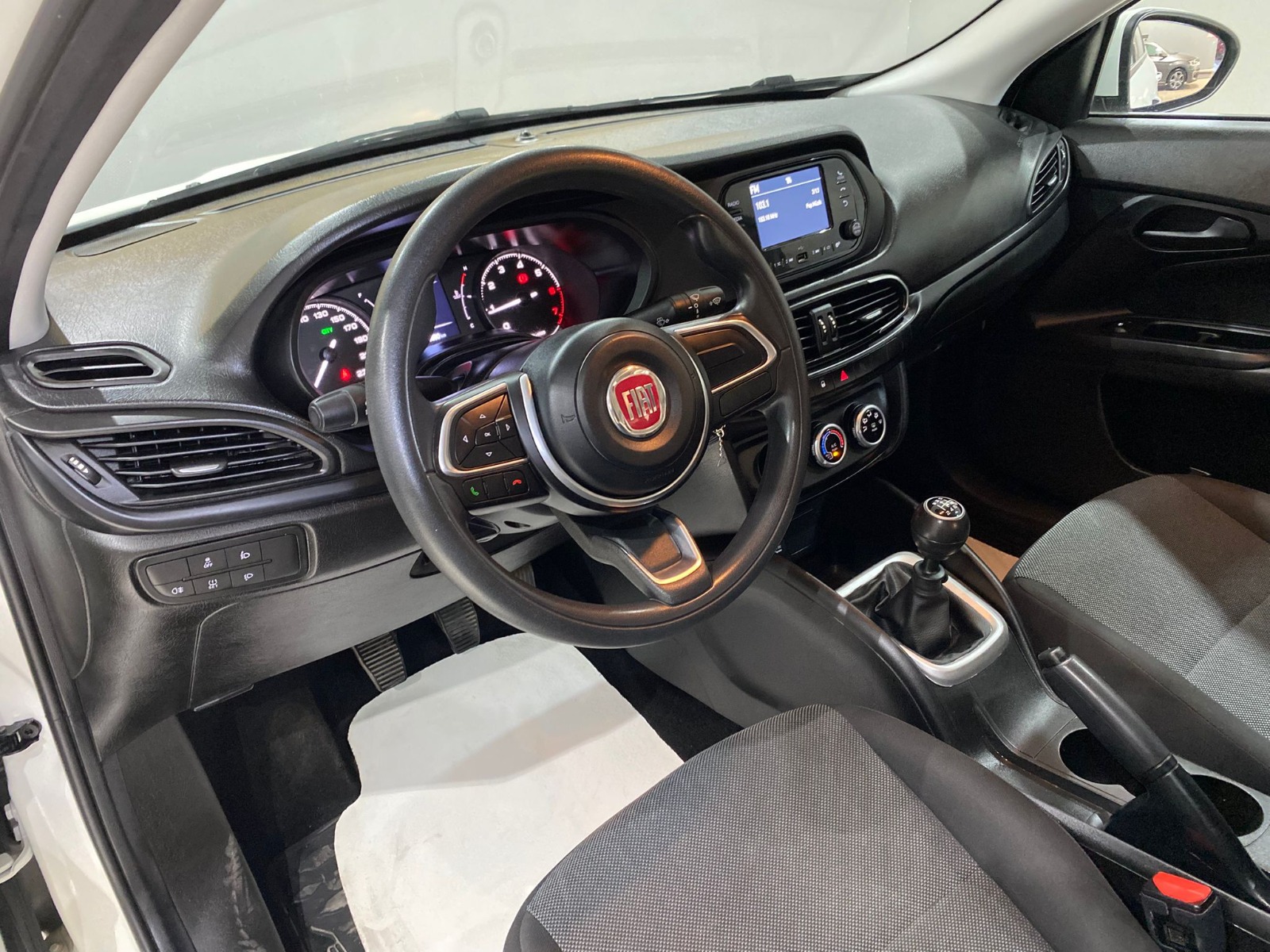 2023 Benzin Manuel Fiat Egea Beyaz Gürel Tasarım Aksesuar Otomotiv San. Tic. Ltd. Şti.