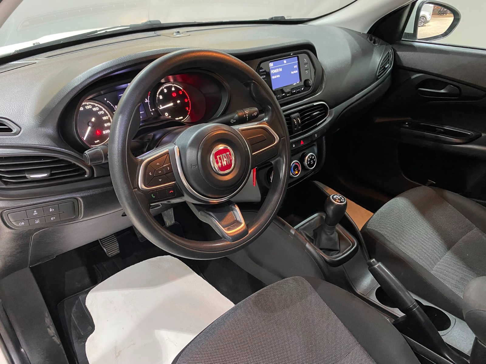 2023 Dizel Manuel Fiat Egea Beyaz Gürel Tasarım Aksesuar Otomotiv San. Tic. Ltd. Şti.