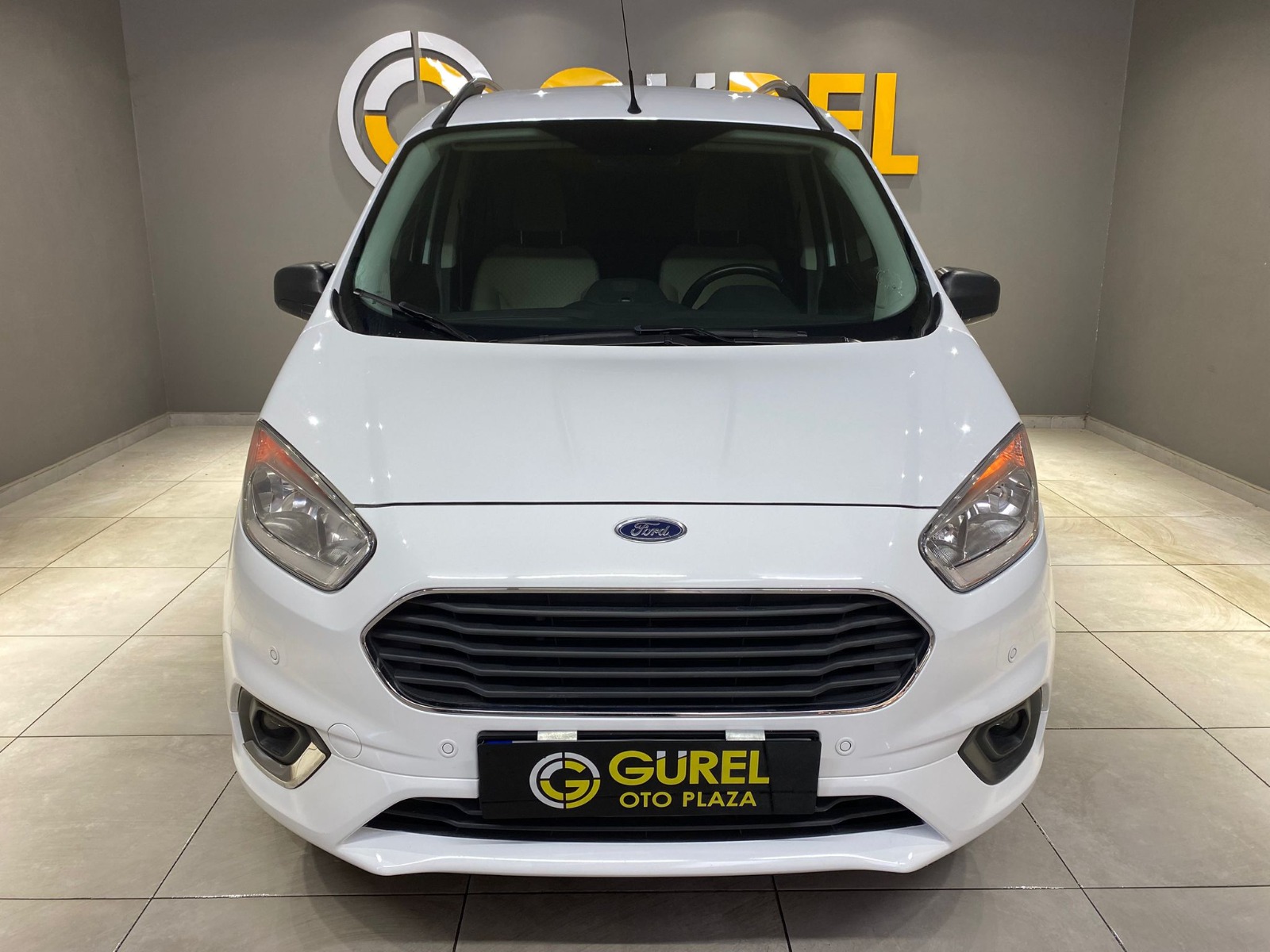 2021 Dizel Manuel Ford Tourneo Courier Beyaz Gürel Tasarım Aksesuar Otomotiv San. Tic. Ltd. Şti.