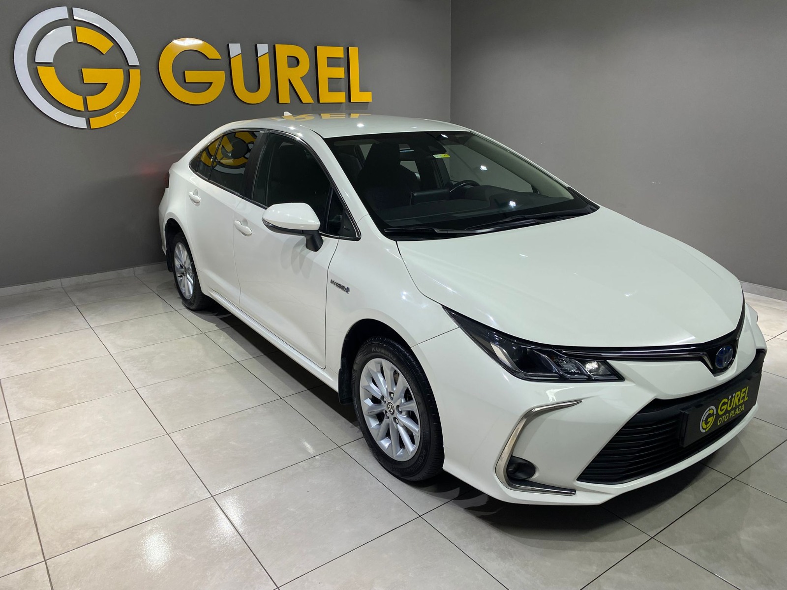 2021 Hybrid Otomatik Toyota Corolla Beyaz Gürel Tasarım Aksesuar Otomotiv San. Tic. Ltd. Şti.