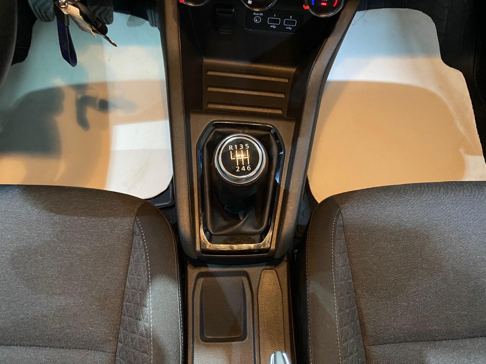 2023 Benzin Manuel Renault Clio Beyaz Gürel Tasarım Aksesuar Otomotiv San. Tic. Ltd. Şti.