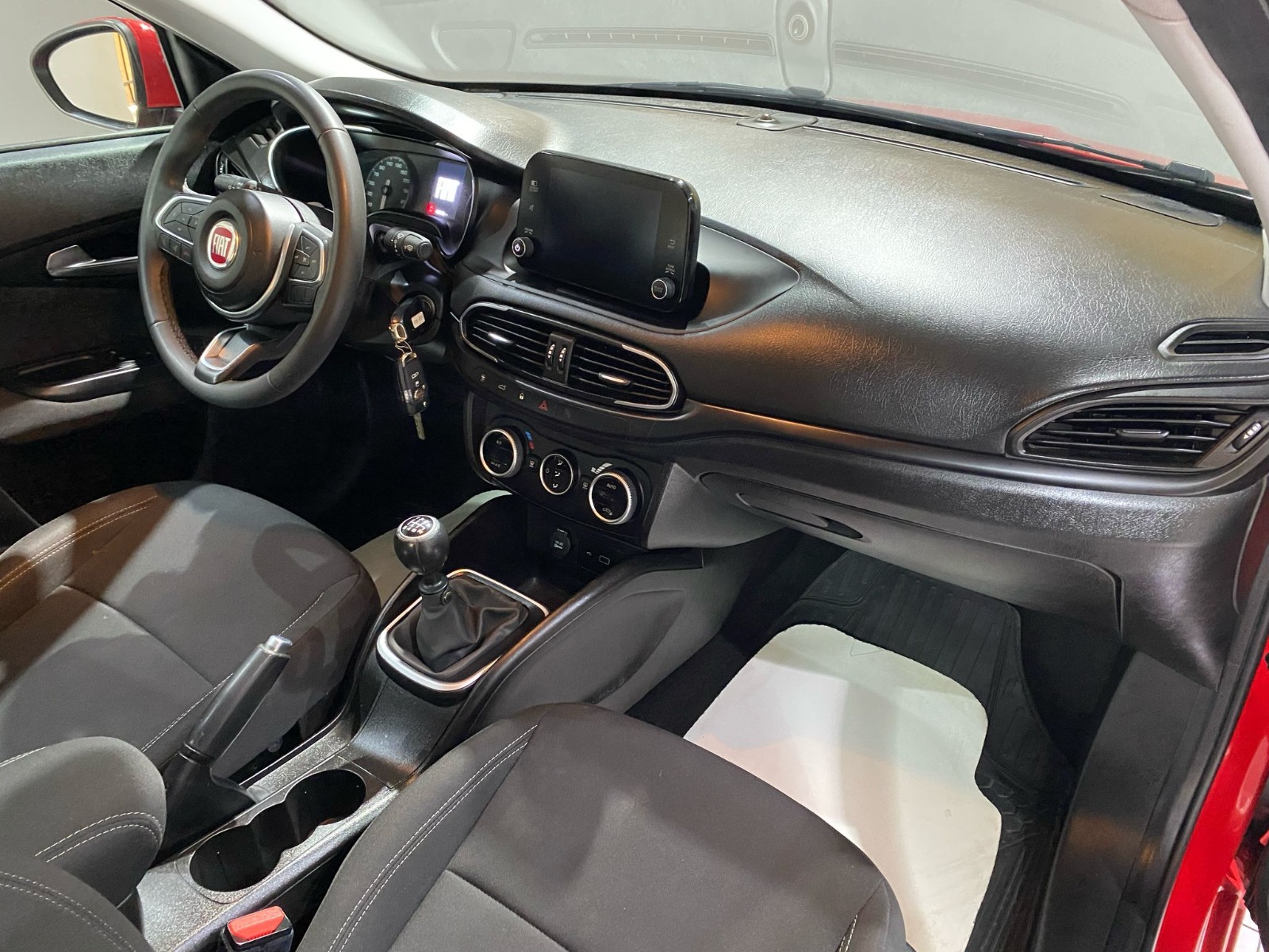 2023 Benzin Manuel Fiat Egea Kırmızı Gürel Tasarım Aksesuar Otomotiv San. Tic. Ltd. Şti.
