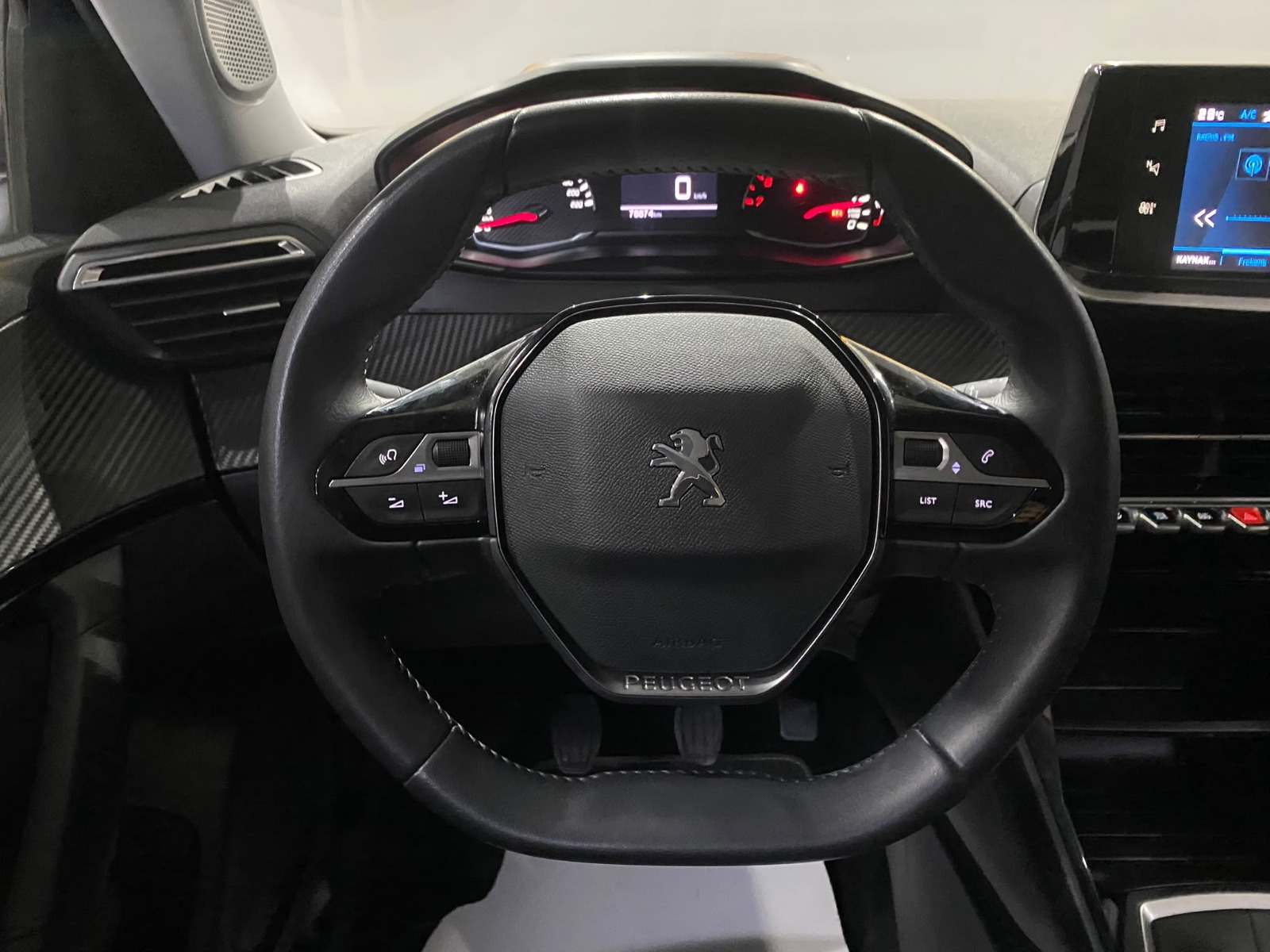 2021 Benzin Manuel Peugeot 2008 Gri Gürel Tasarım Aksesuar Otomotiv San. Tic. Ltd. Şti.