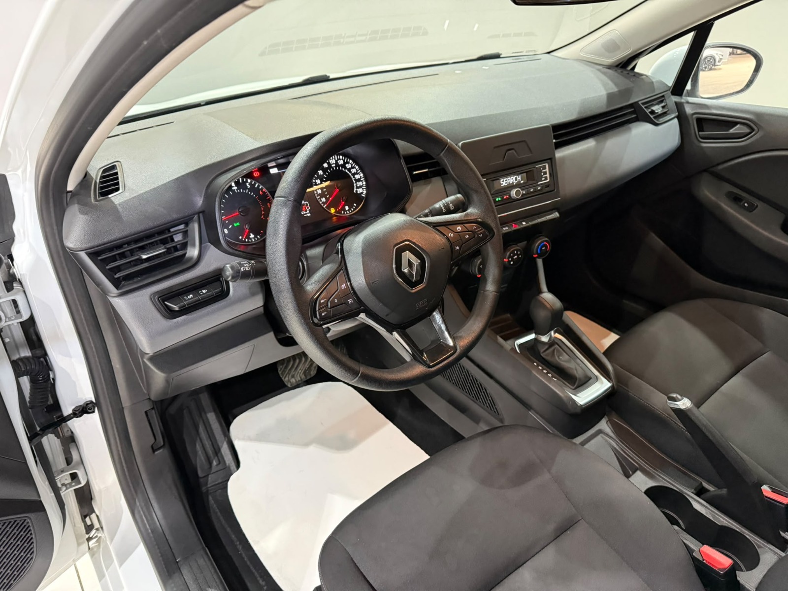 2022 Benzin Otomatik Renault Clio Beyaz Gürel Tasarım Aksesuar Otomotiv San. Tic. Ltd. Şti.