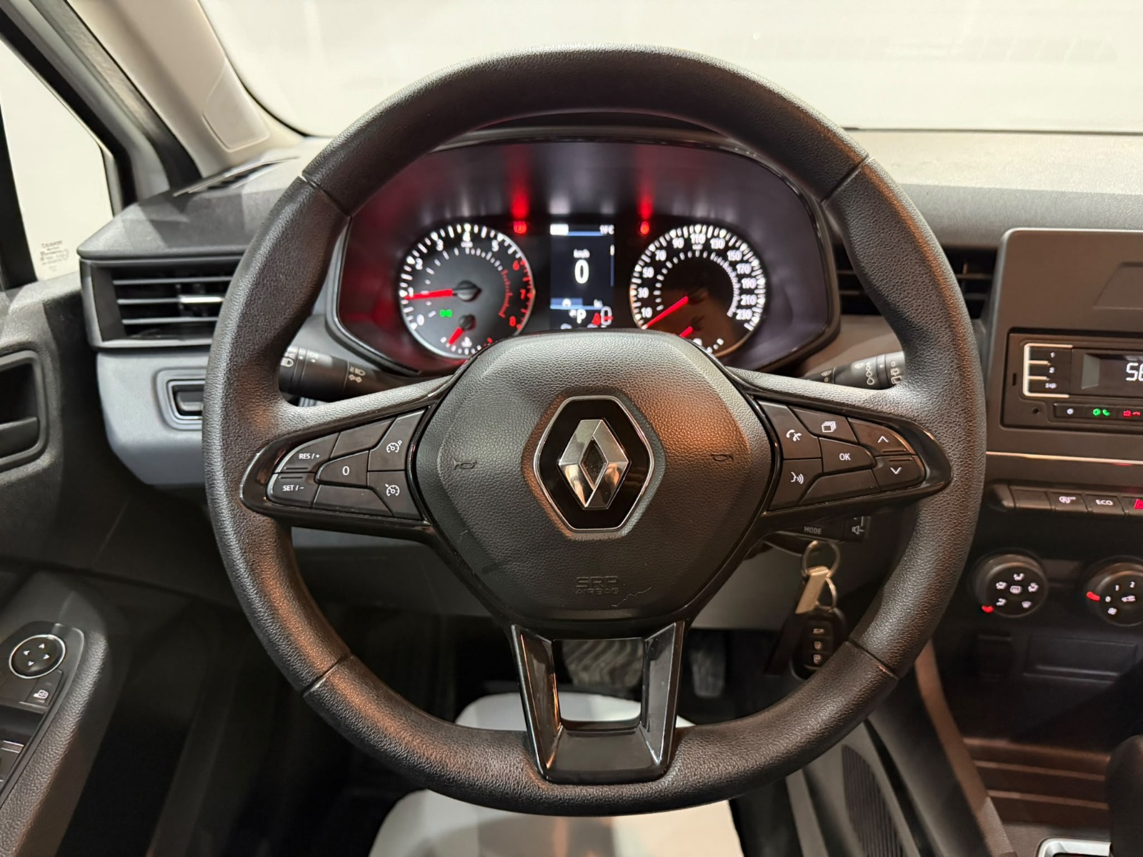 2022 Benzin Otomatik Renault Clio Beyaz Gürel Tasarım Aksesuar Otomotiv San. Tic. Ltd. Şti.